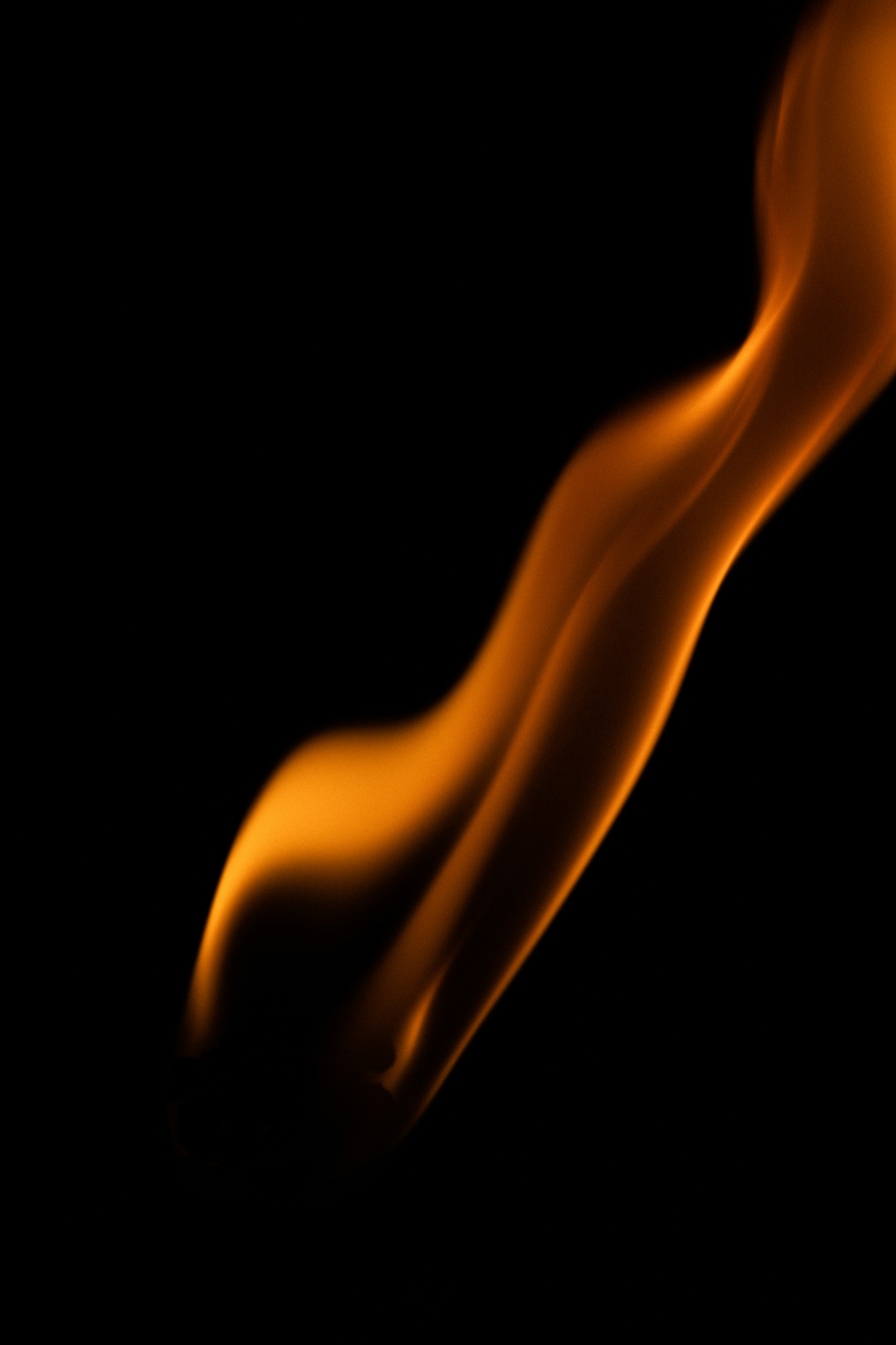 黒の背景に青い炎の写真 Unsplashで見つける火の無料写真