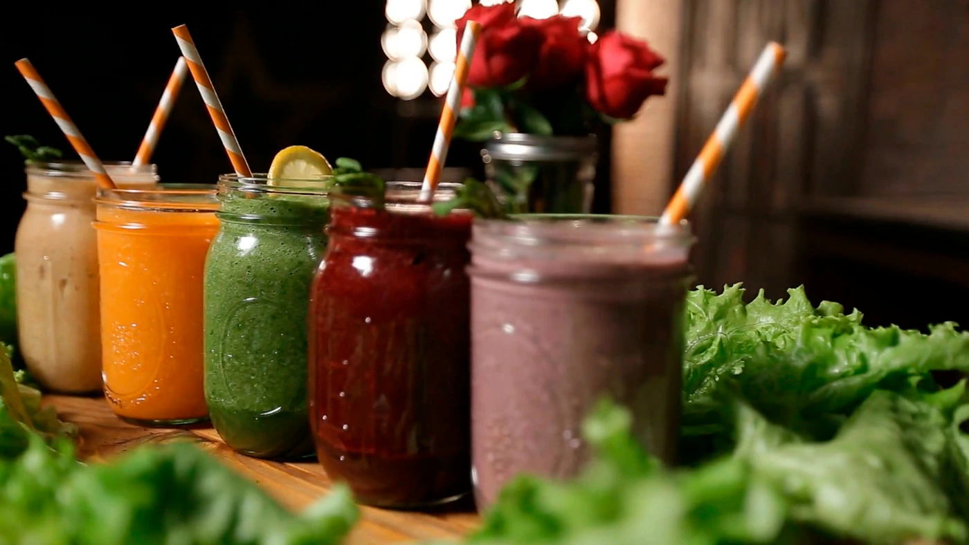 Jus vert méditerranéen concombre et menthe