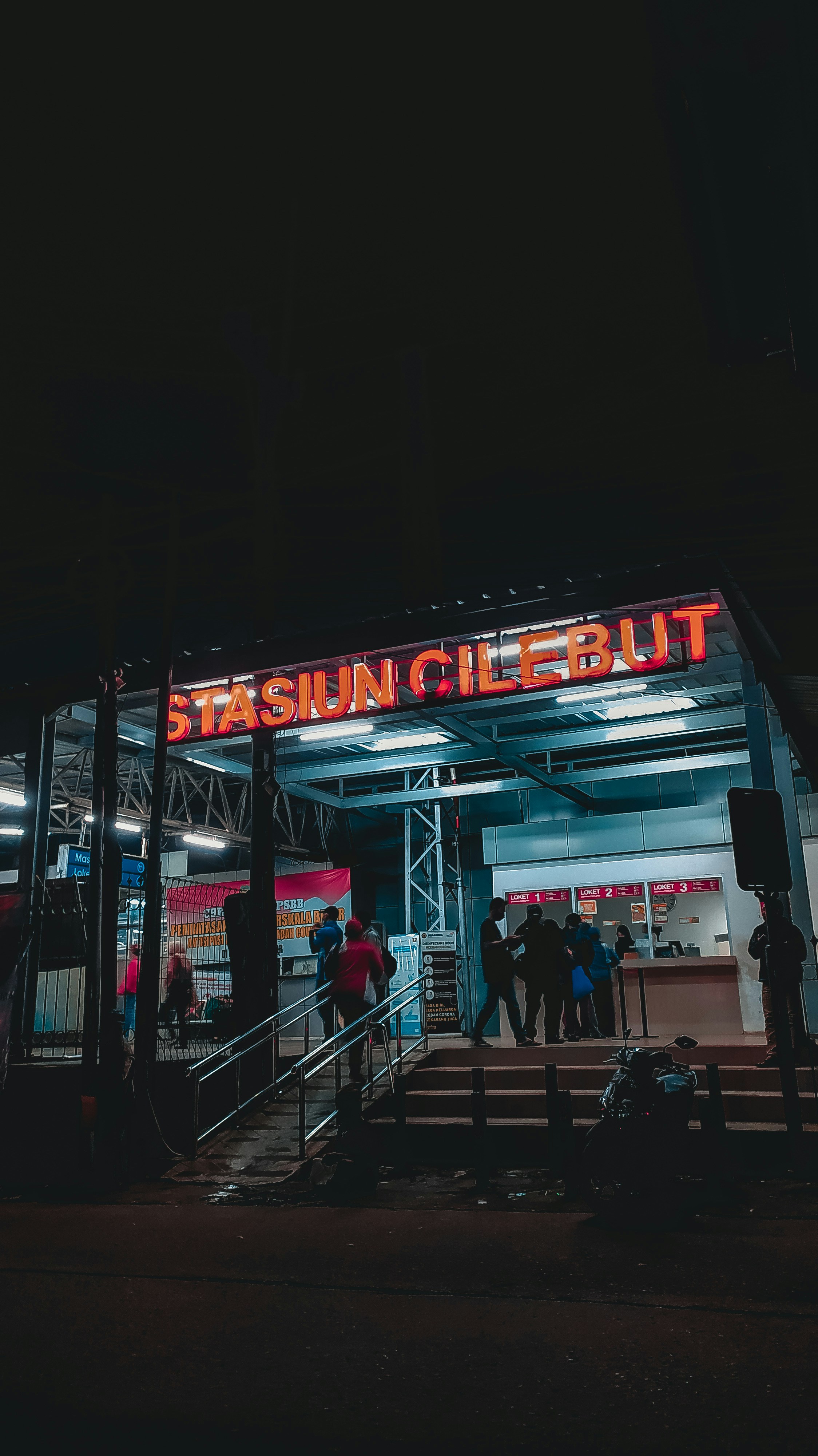 Jalan Penghibur & the Losari Beach Promenade