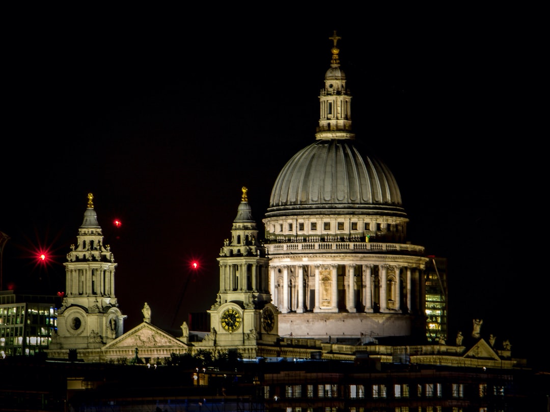 Unearthing History: Exploring London's Famous Final Resting Places… — Unearthing History, photo 4