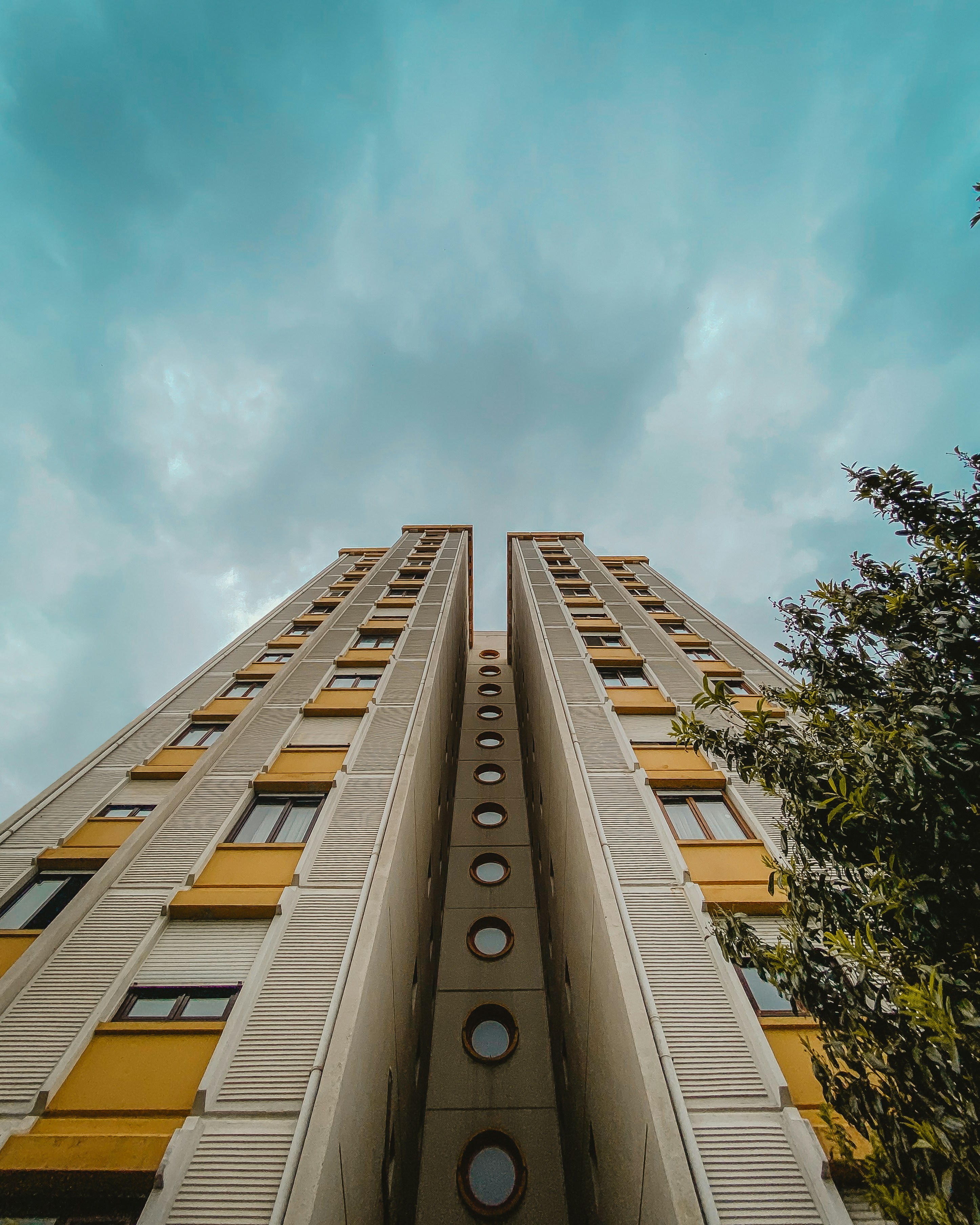 Photo by alpduran
