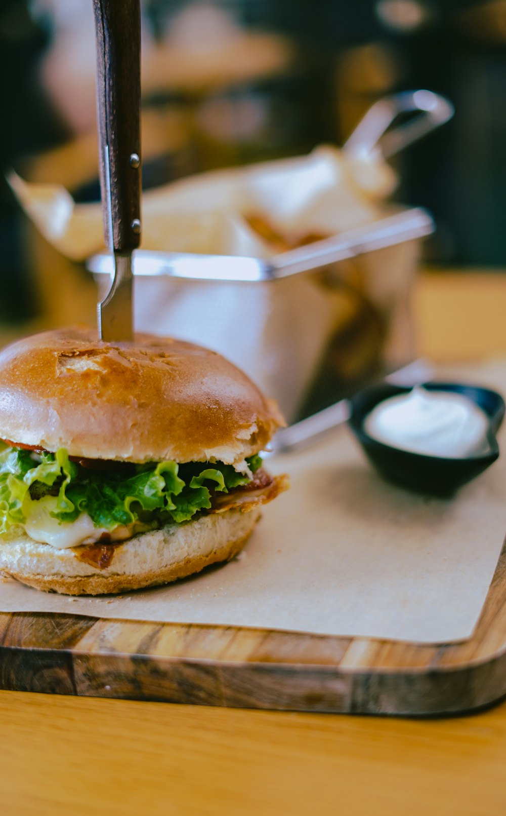 burger with lettuce and tomato