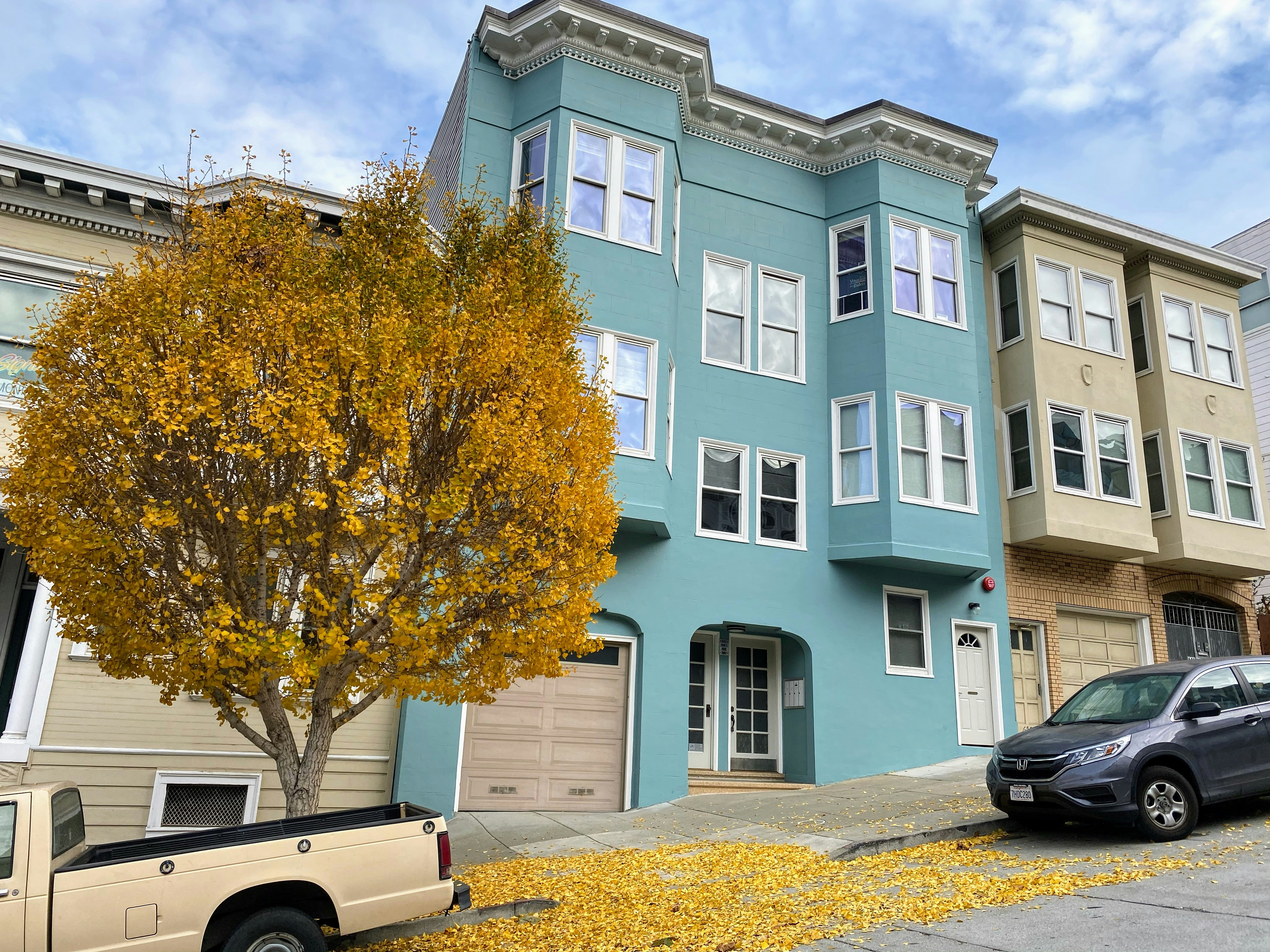 Day Around the Bay: Pedestrian Killed In the Mission District