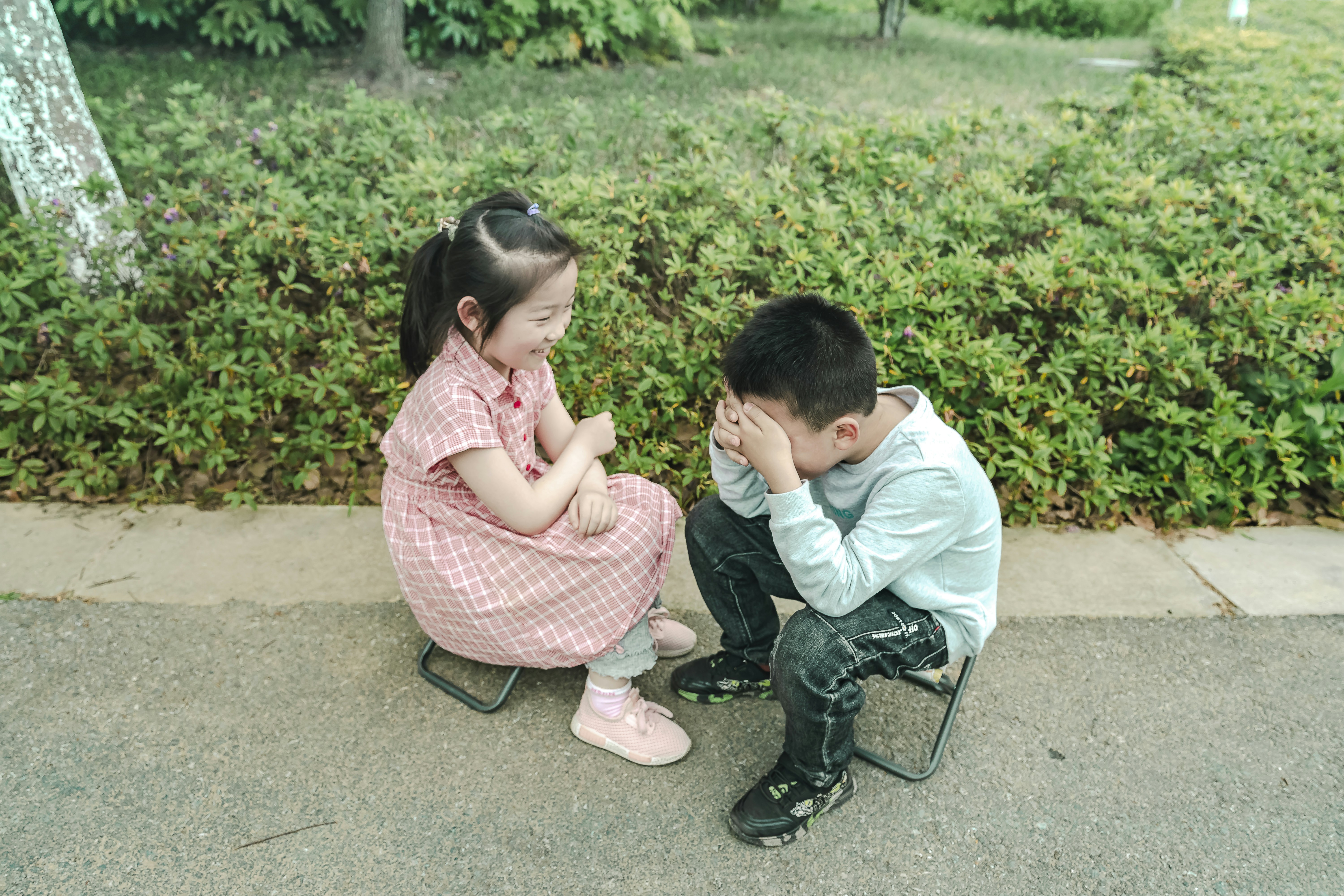 Is Your Child a Sore Loser? Tips For How To Parent Competitive Kids