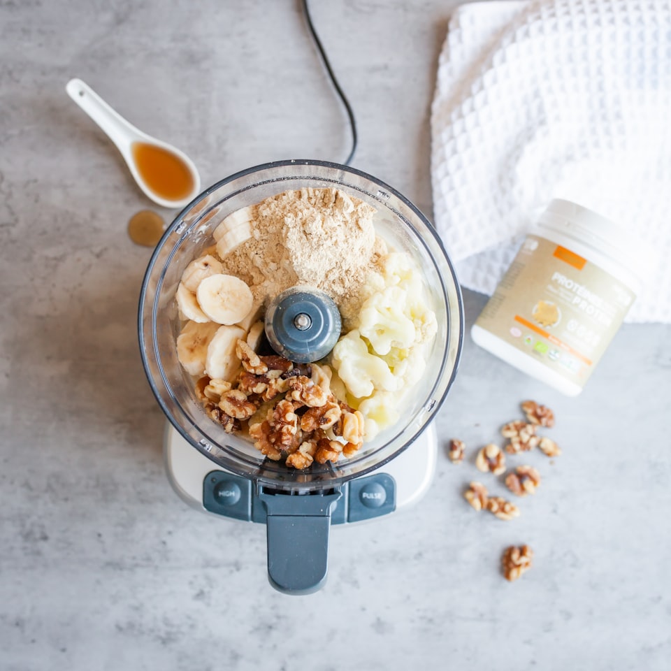 Breakfast date with your blender!