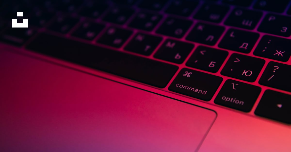 Ordinateur portable rouge et noir photo – Photo Clavier Gratuite sur ...