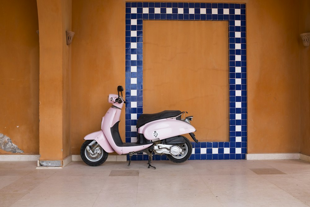 Vespa Hồng San Hô