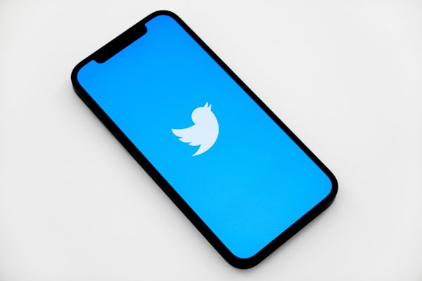 Caso #11 [Enunciado] ¿Conseguirá Twitter culminar con éxito su reinvención?