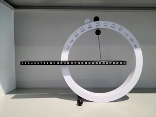 A calendar and clock representing flexible investment periods for strategic planning.