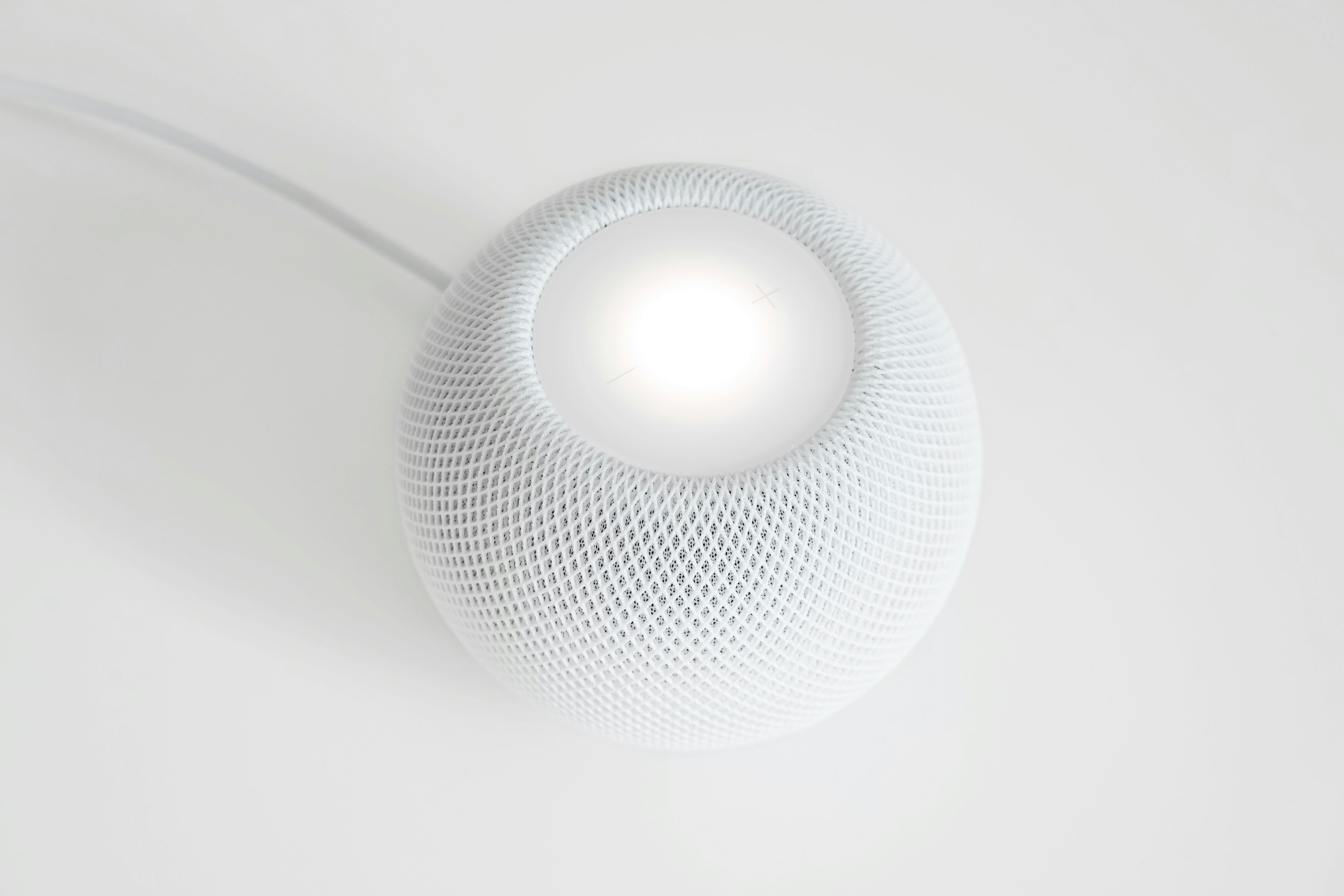 Compra o HomePod mini em Espanha e recebe-o em Portugal