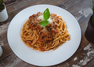 spaghetti on white ceramic plate