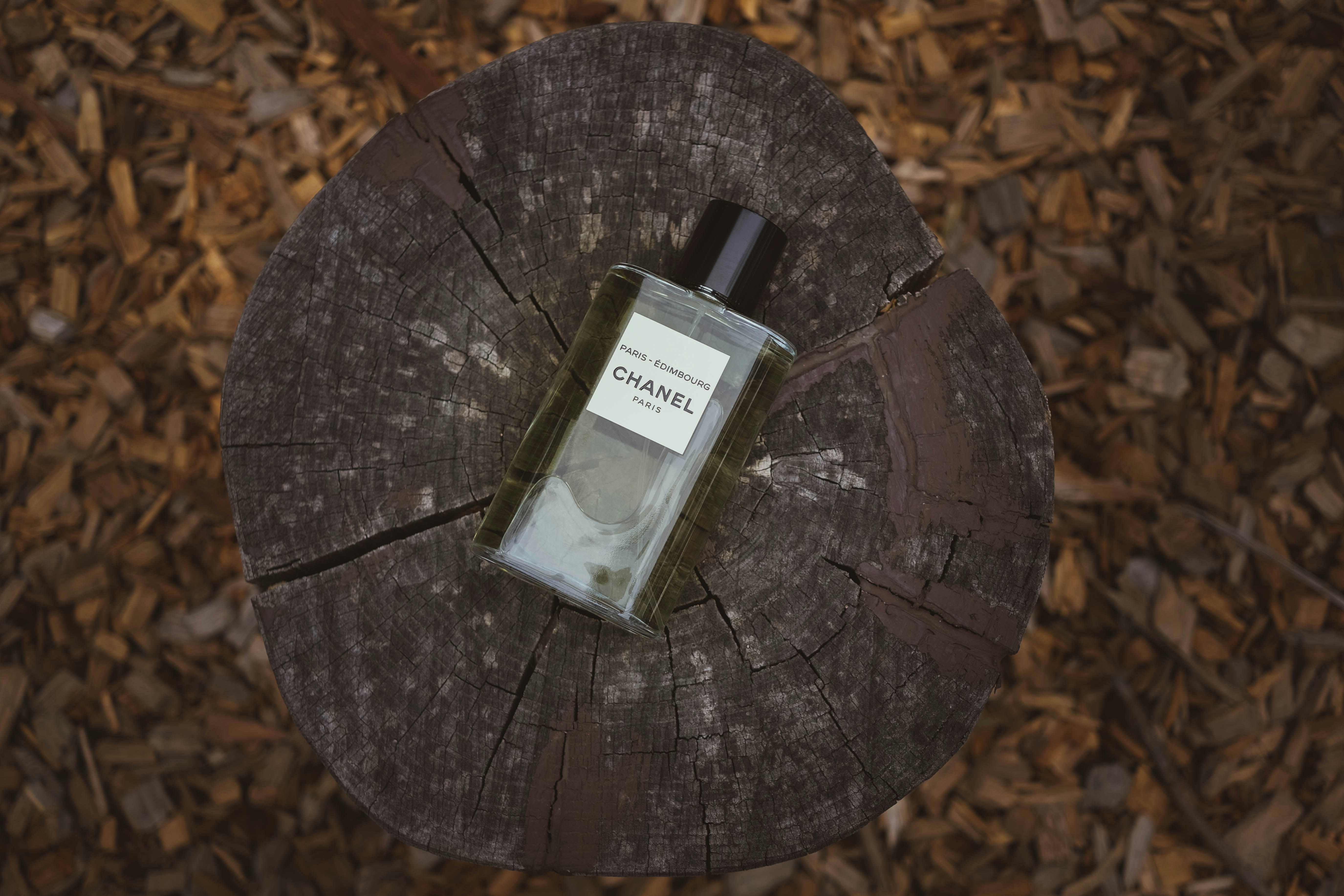 black and white labeled box