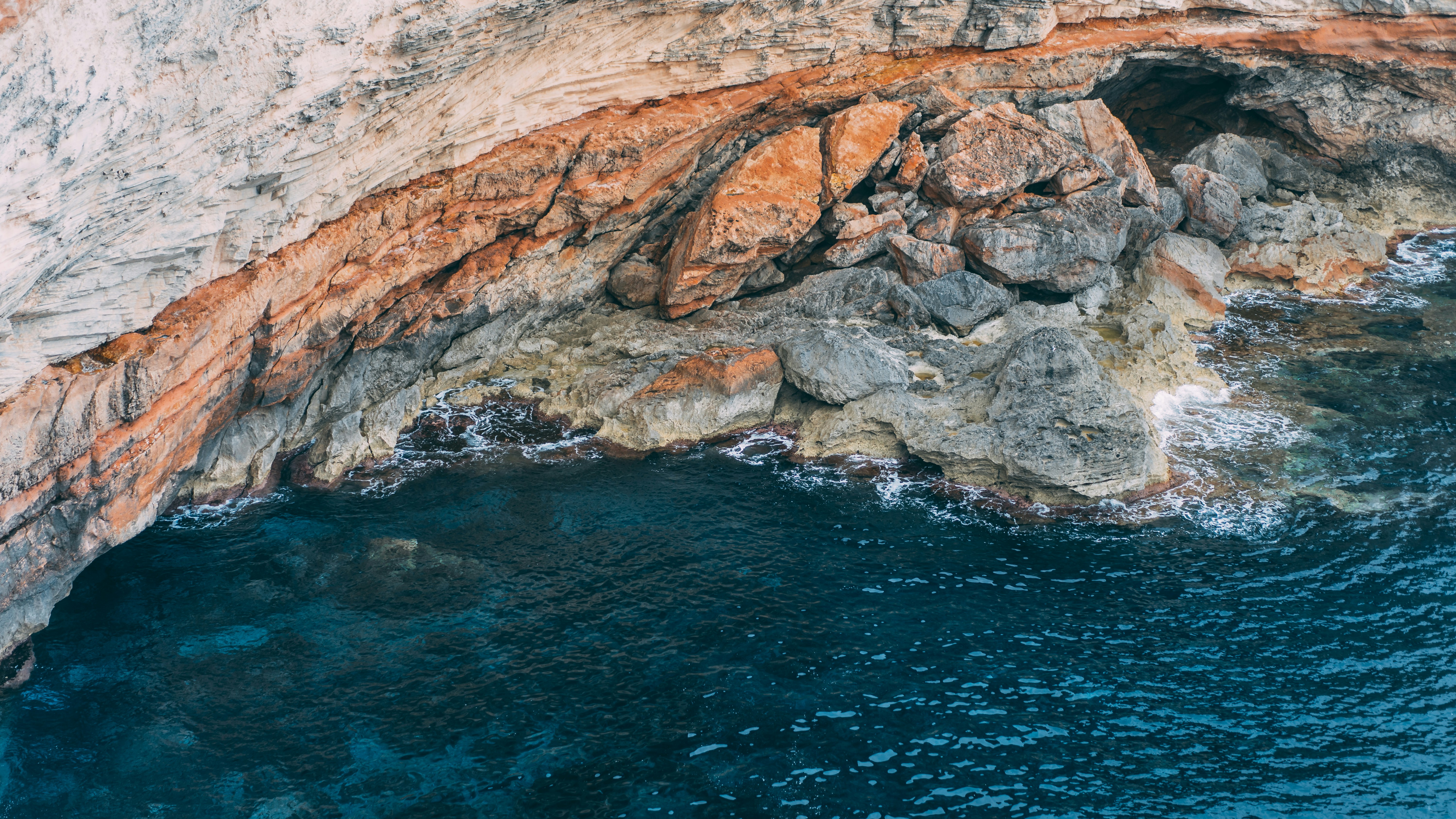 Photo by ramongilabert