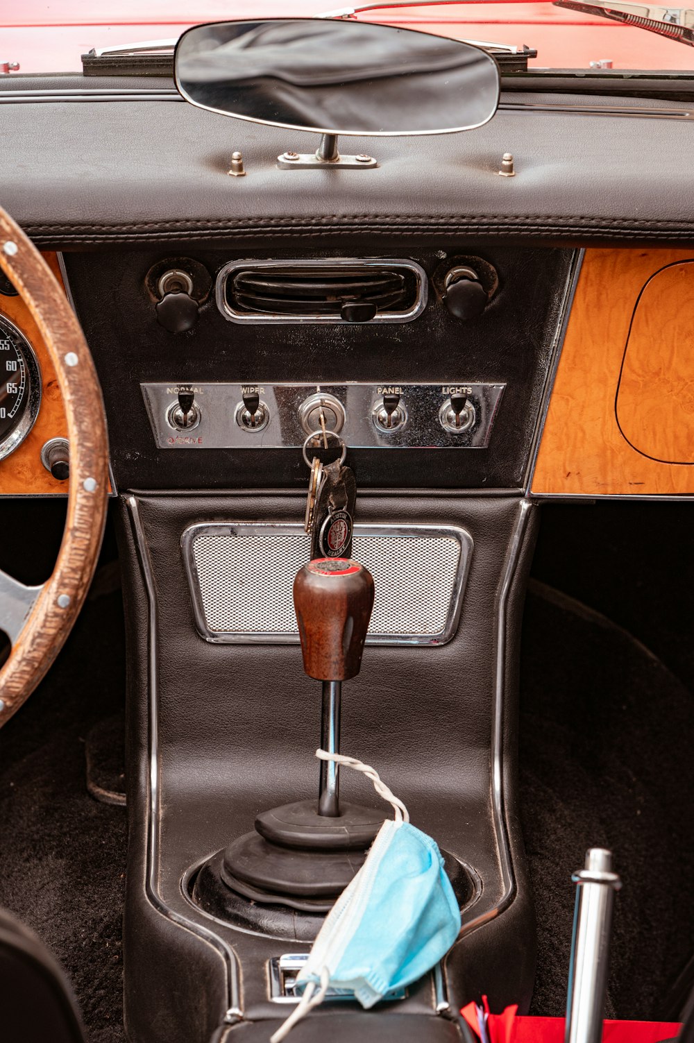 black car gear shift lever