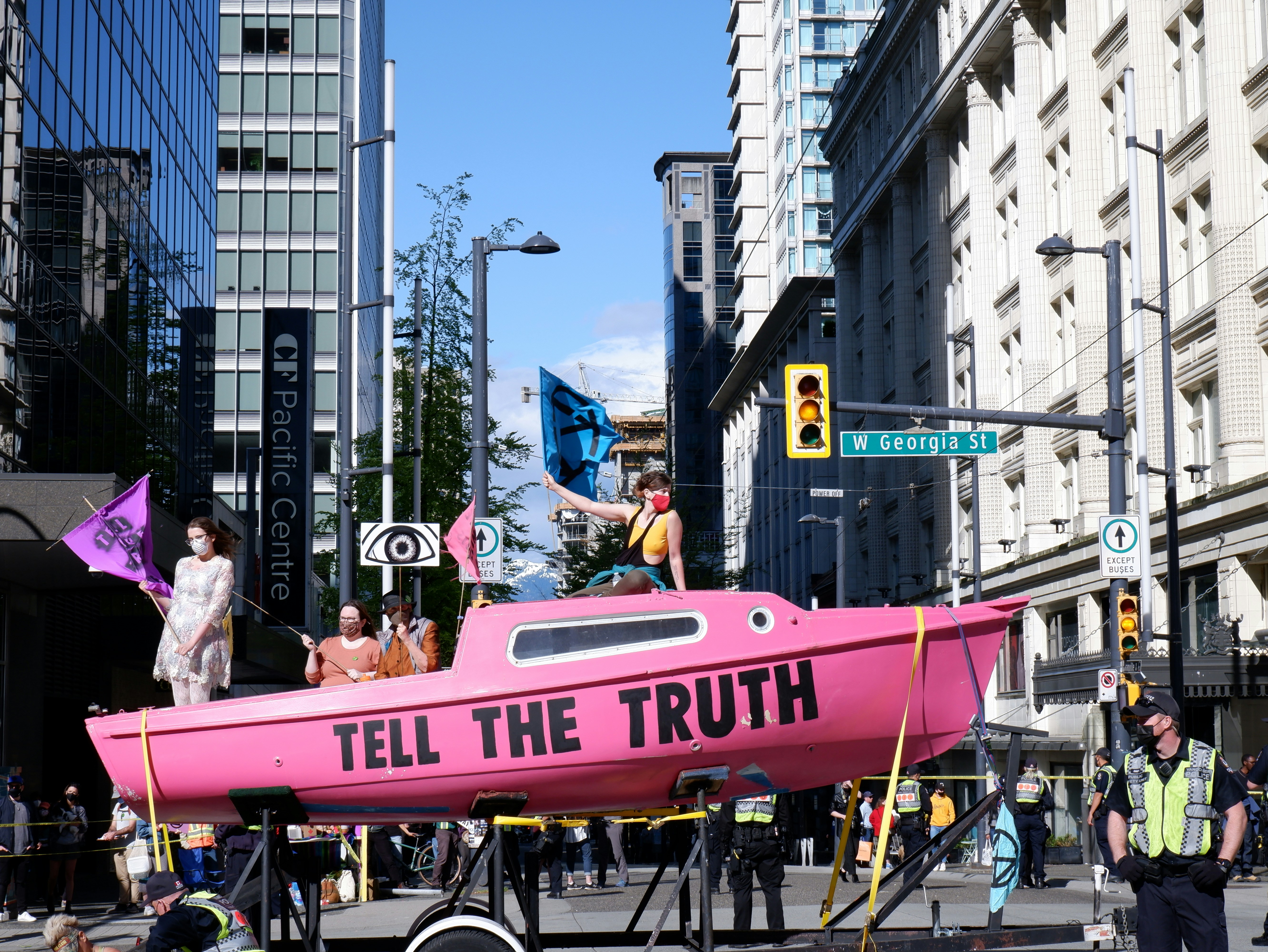 Quand le journalisme technophile révèle ses méthodes face à la surveillance