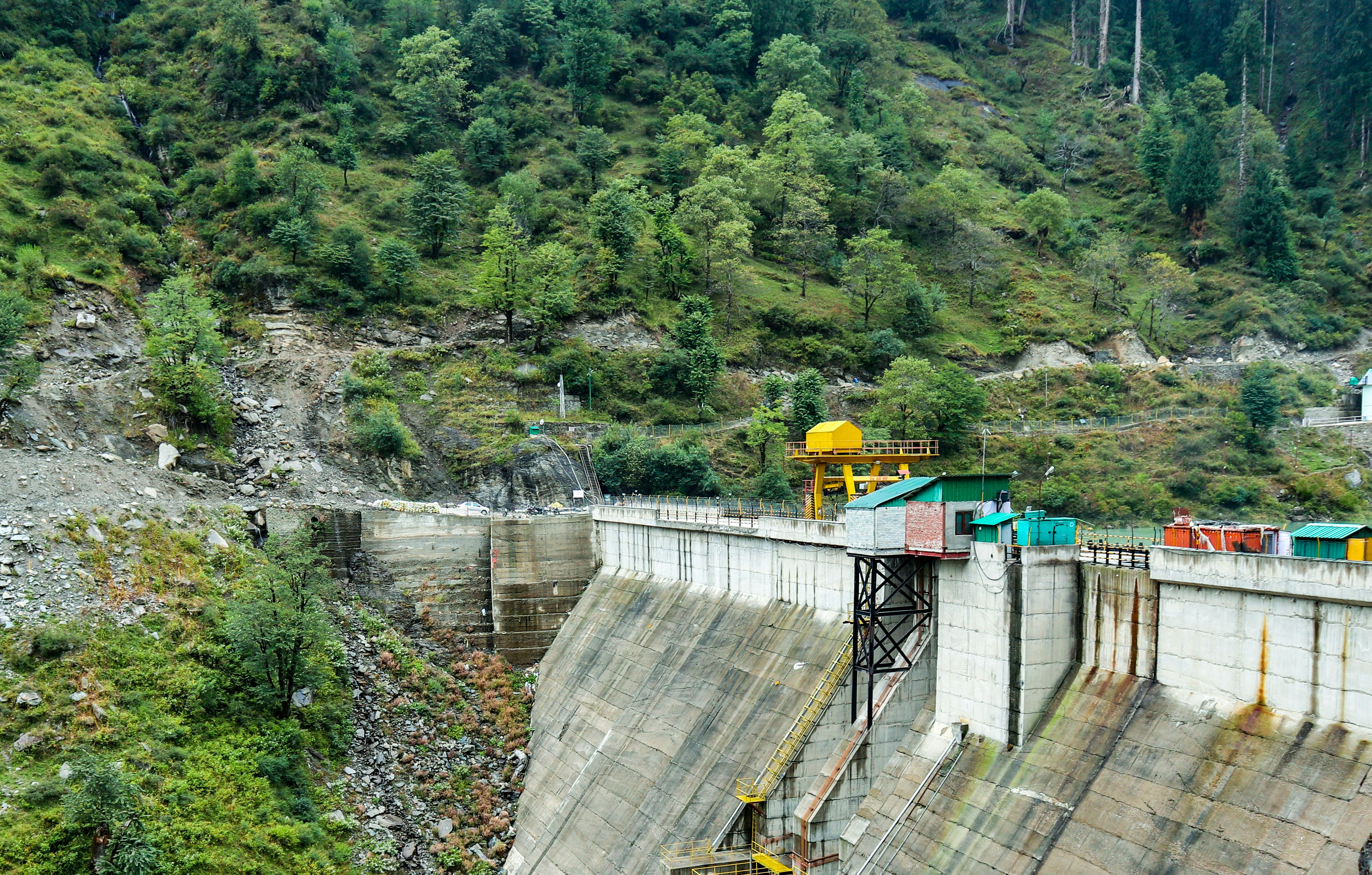 Technical challenge in dam retrofitting - hydropower retrofitting