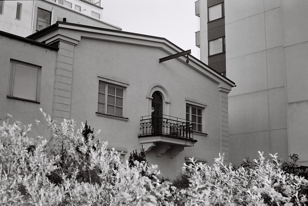 white concrete building during daytime