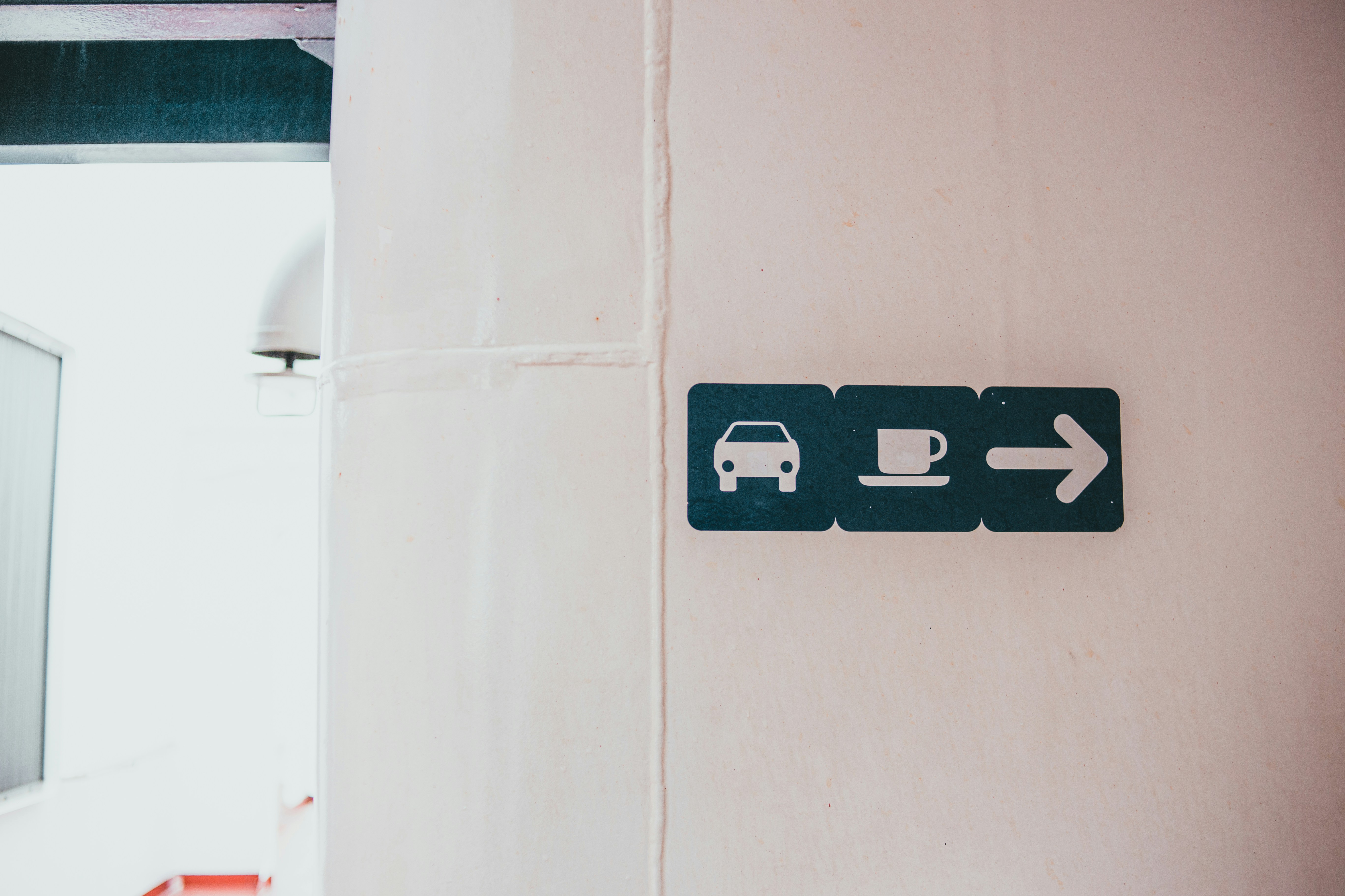 Photo by introspectivedsgn