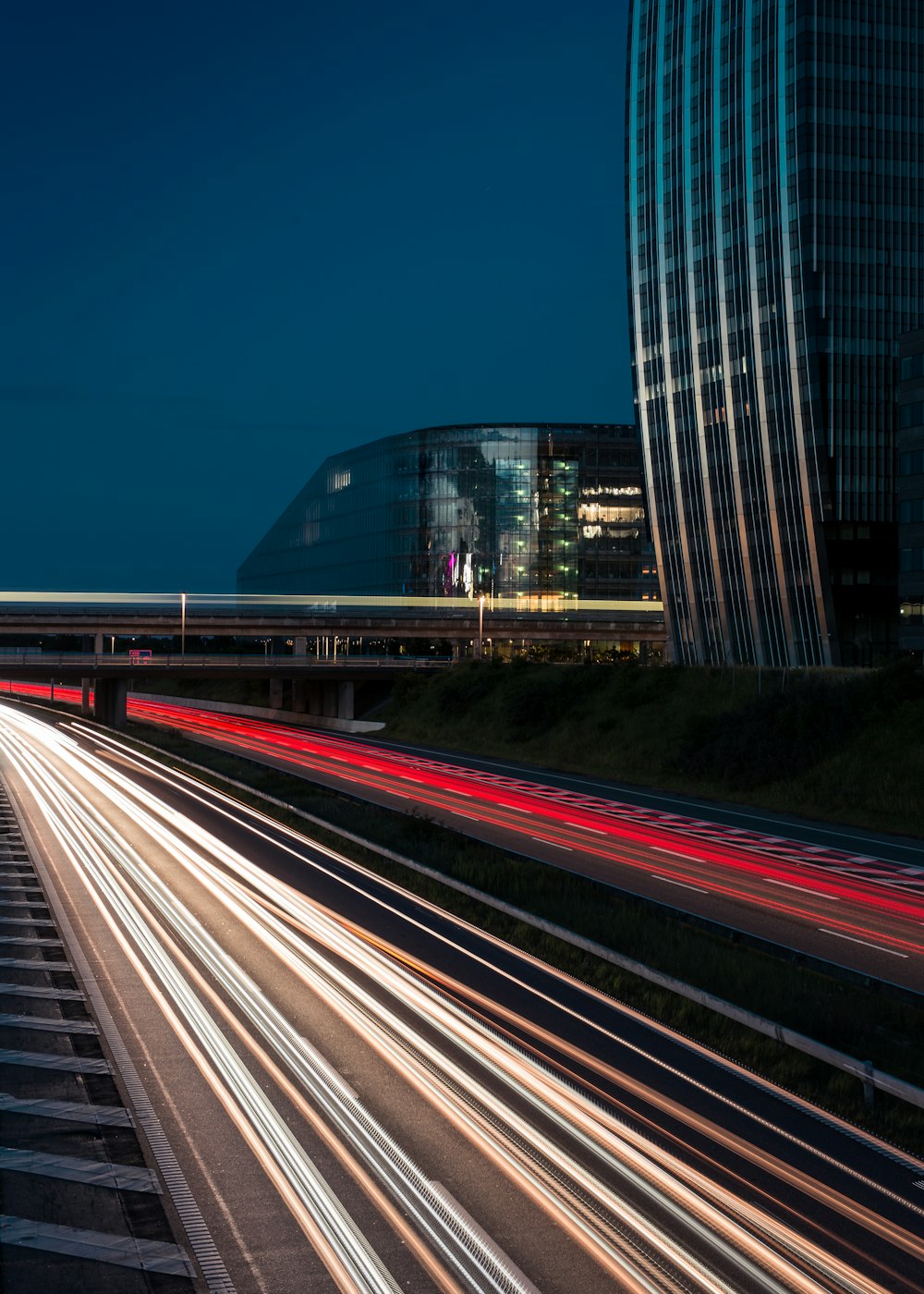 a long exposure photo of a city at night