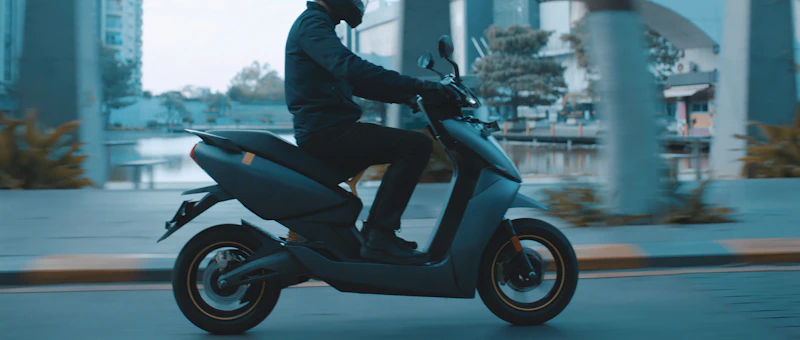 Hero MotoCorp Doubles Down on Electric Future with Rs 1,000 Crore Ather Investment