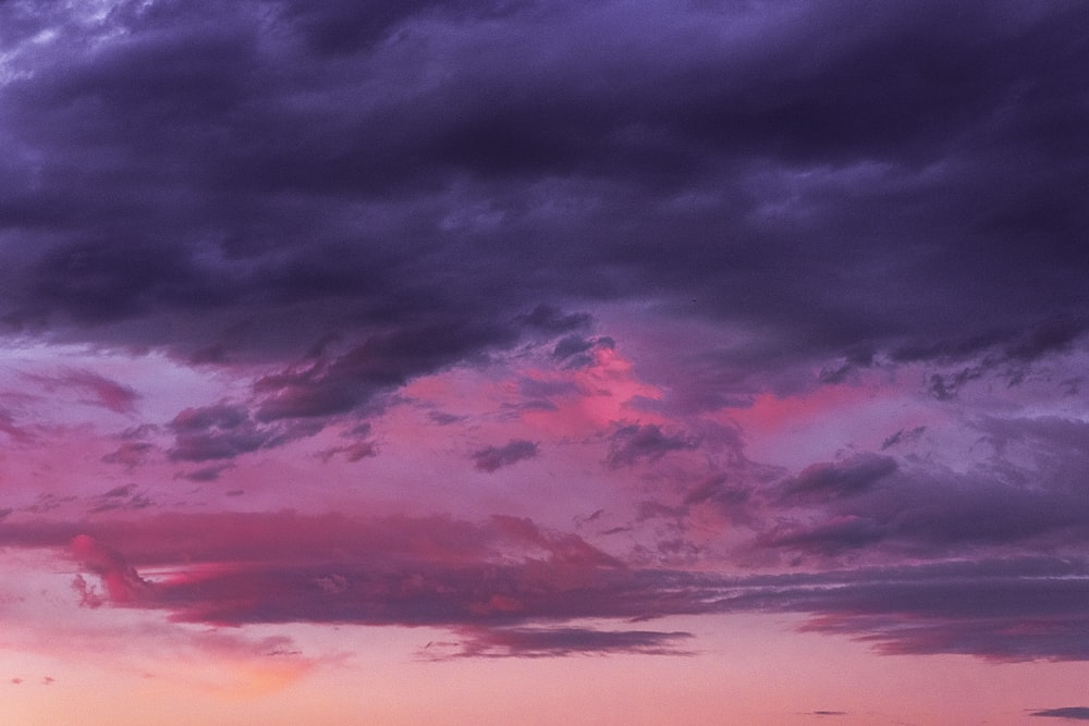 blue and white cloudy sky