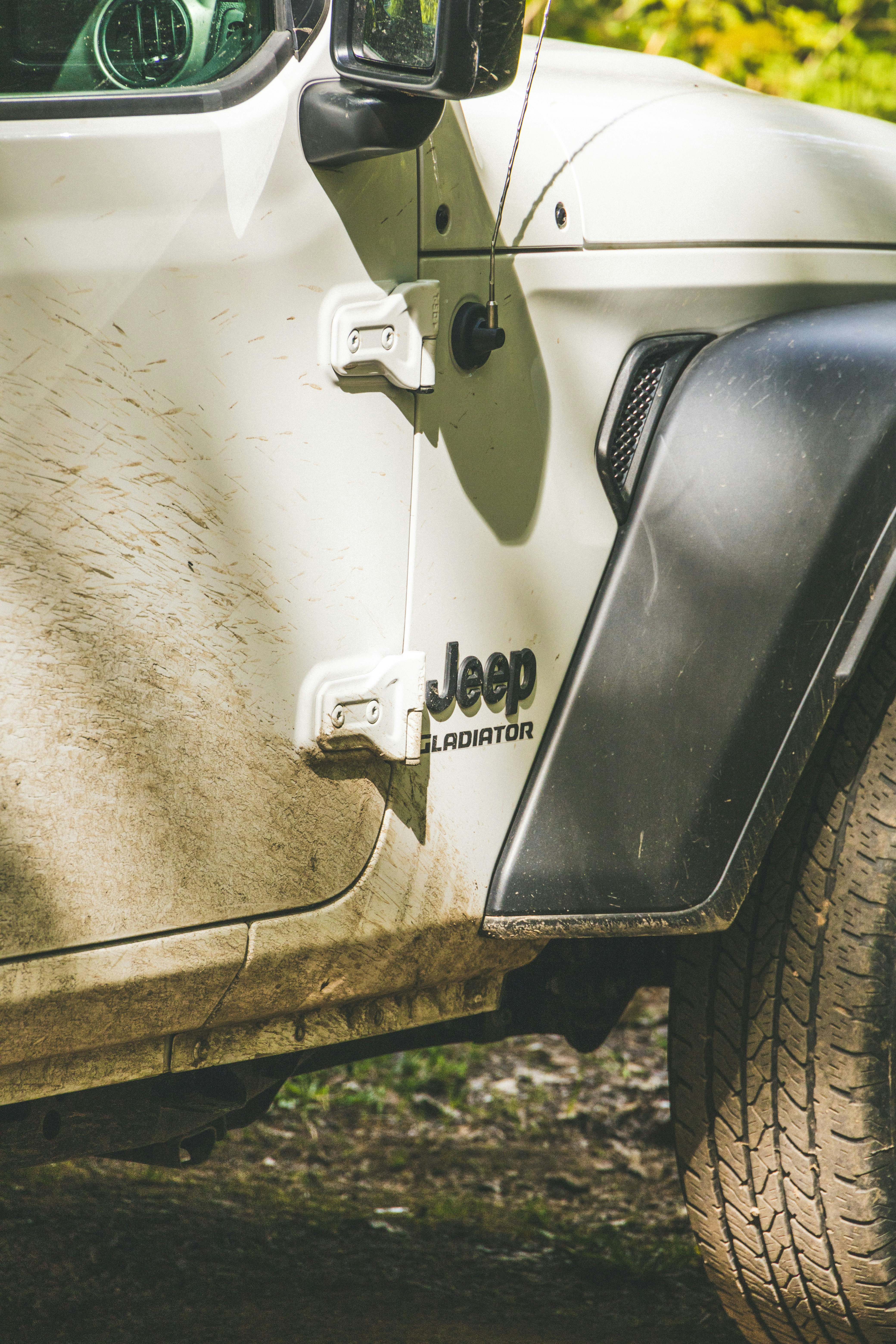 7 Jeep Wrangler Upgrade Accessories for Off-Road Beginners