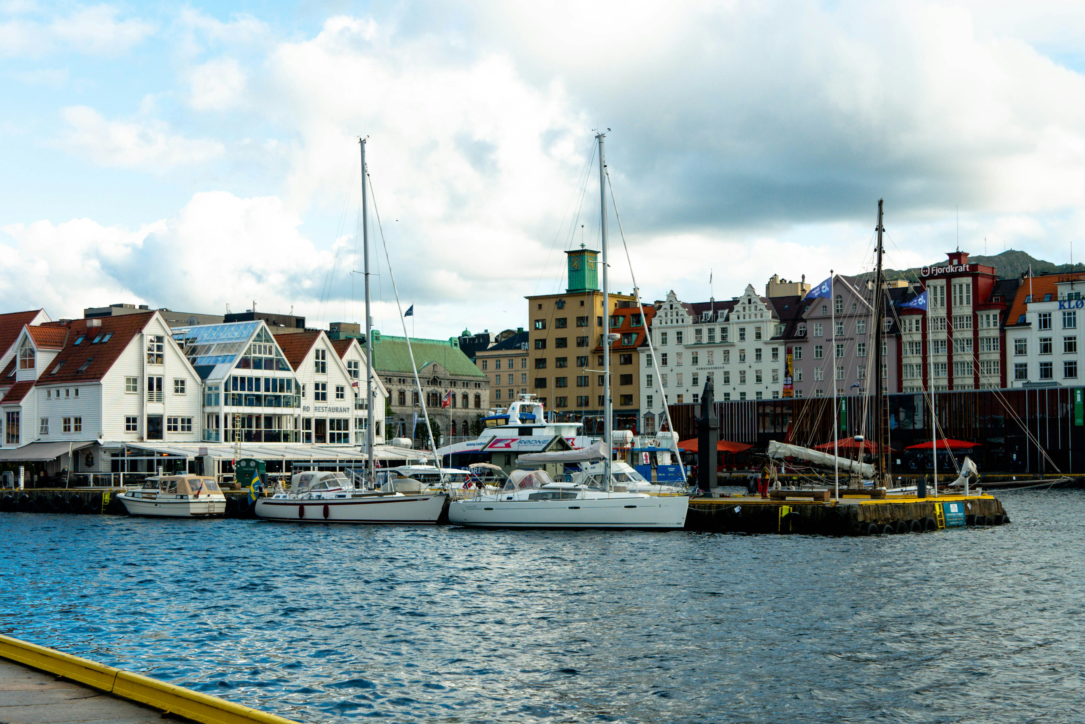 Photo by worldsofmaru