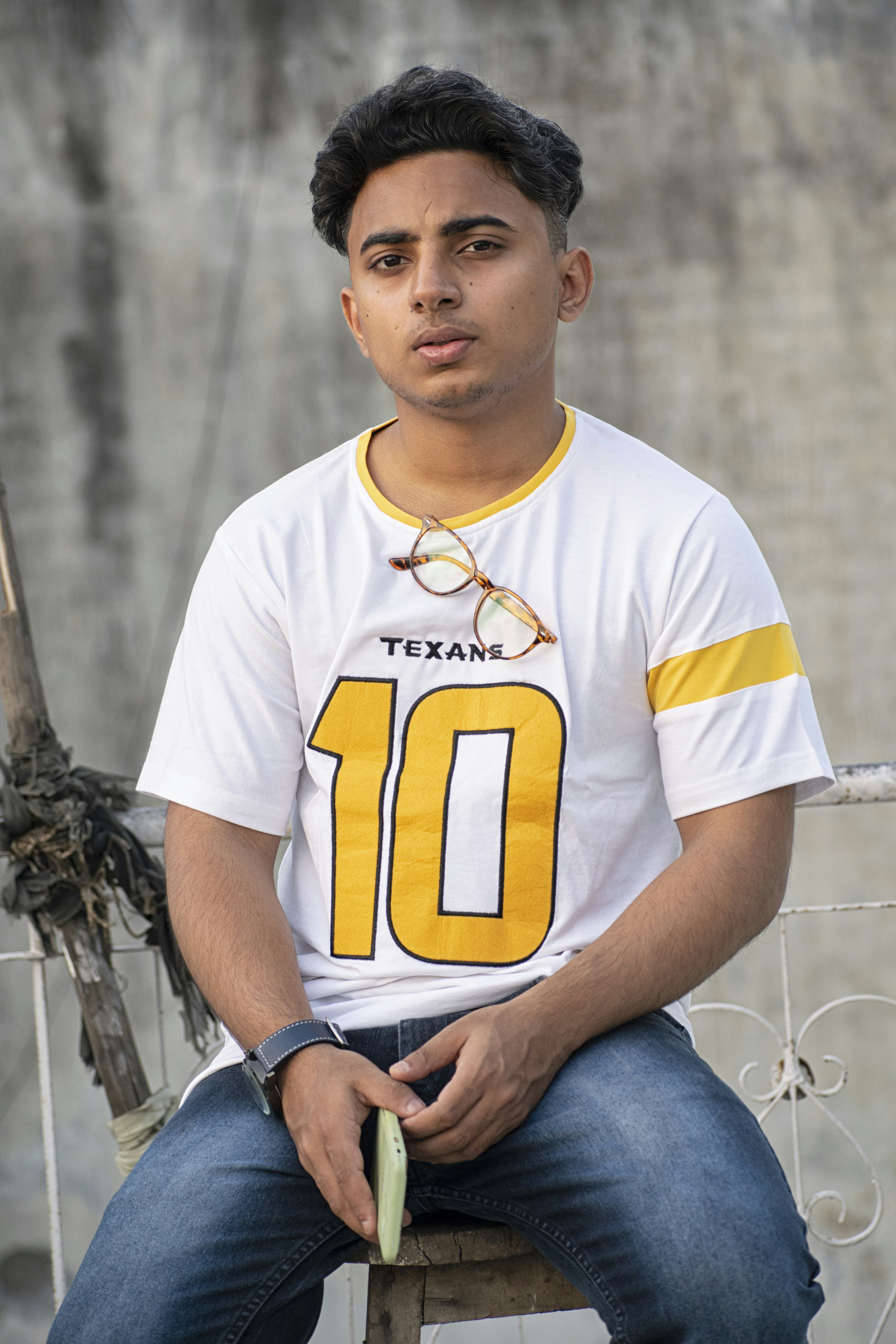 ต้องการนักร้องชายแนวลูกทุ่งเพื่อชีวิต ลงงานโรงเบียร์สกลนคร