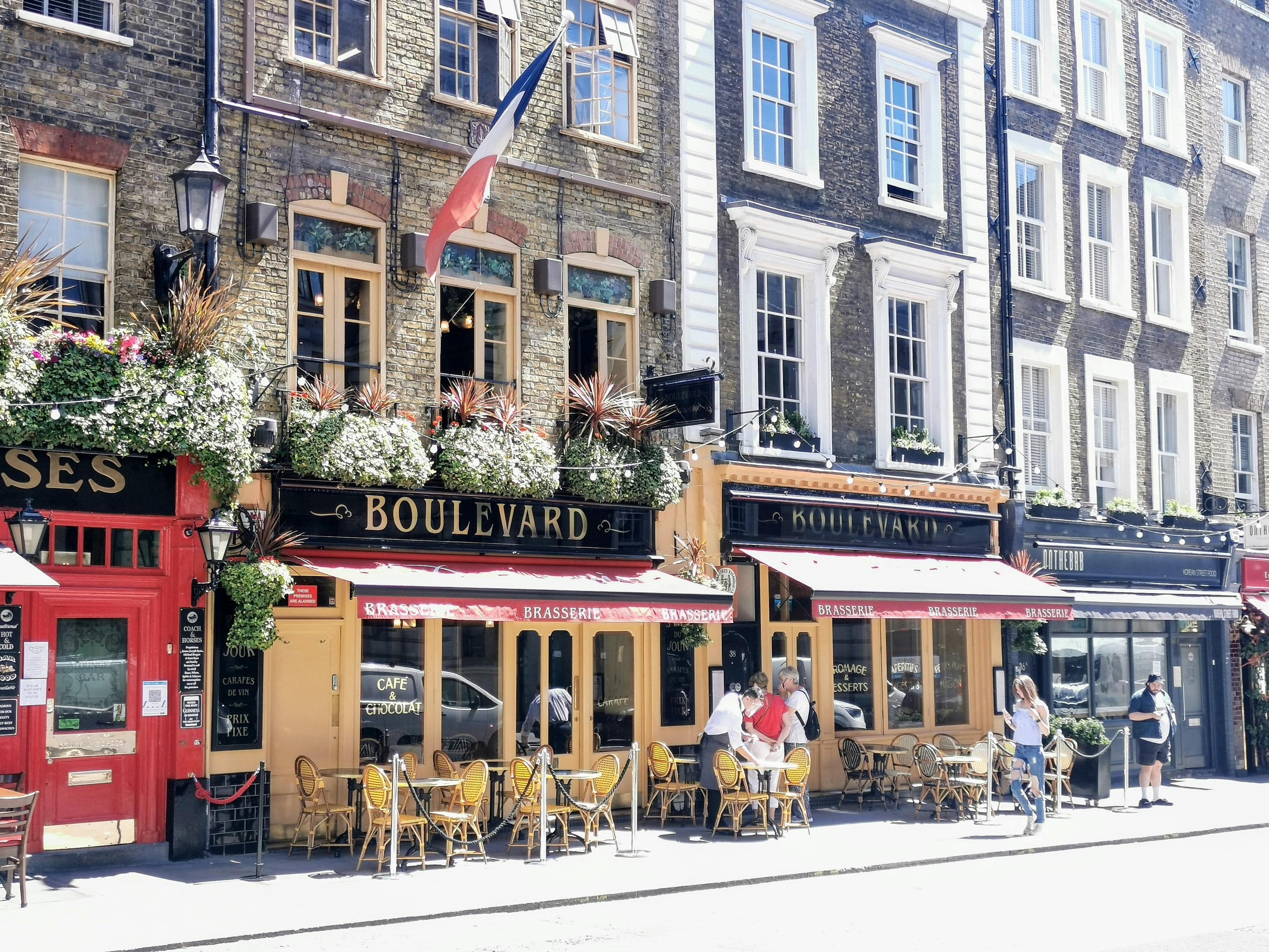 Savoring France :: 10 Must-try French Dishes for Travelers