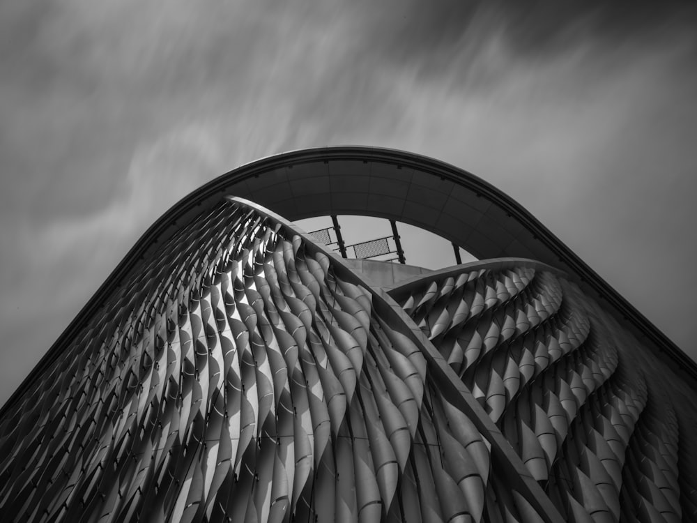 a black and white photo of a building