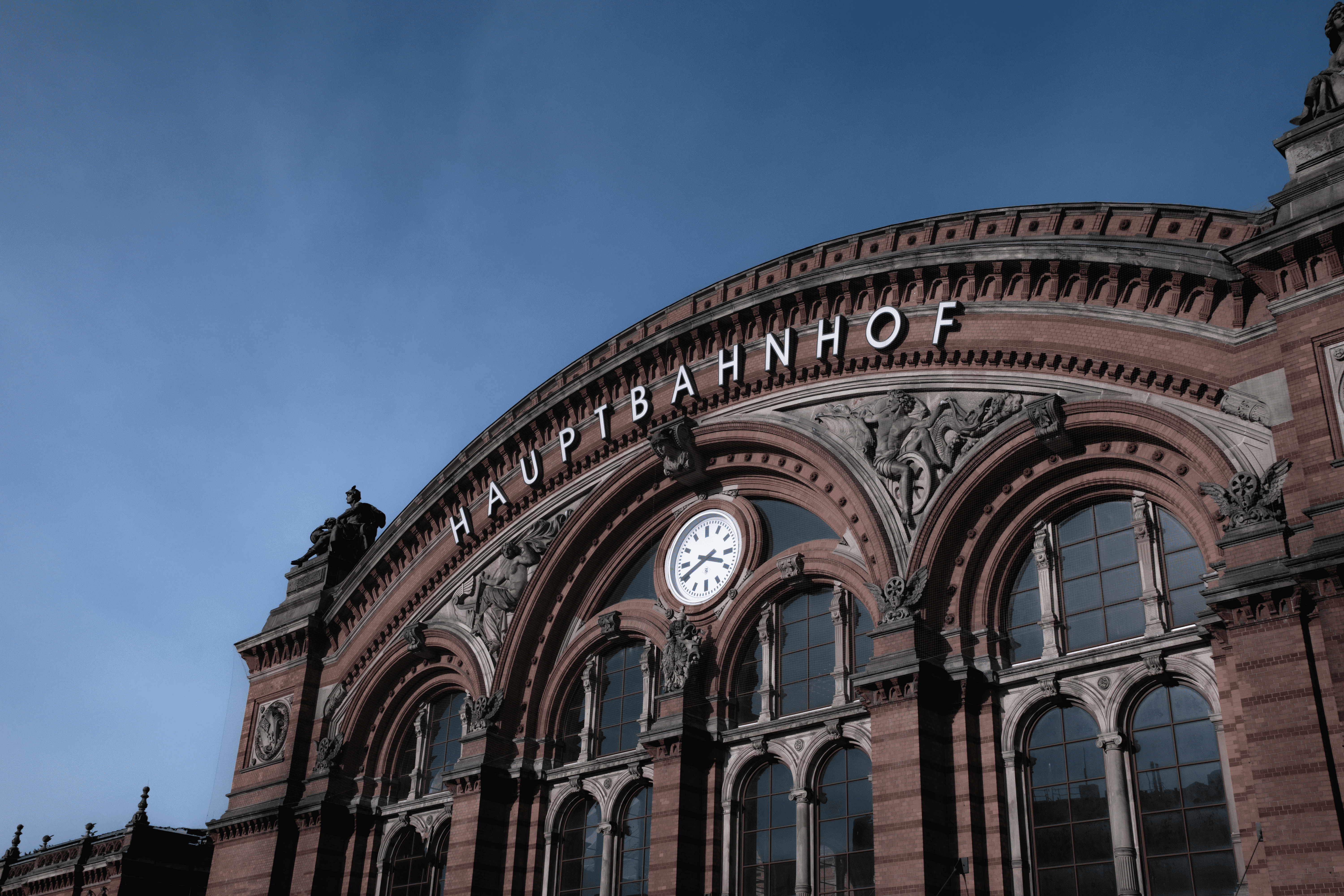 Bahnhof