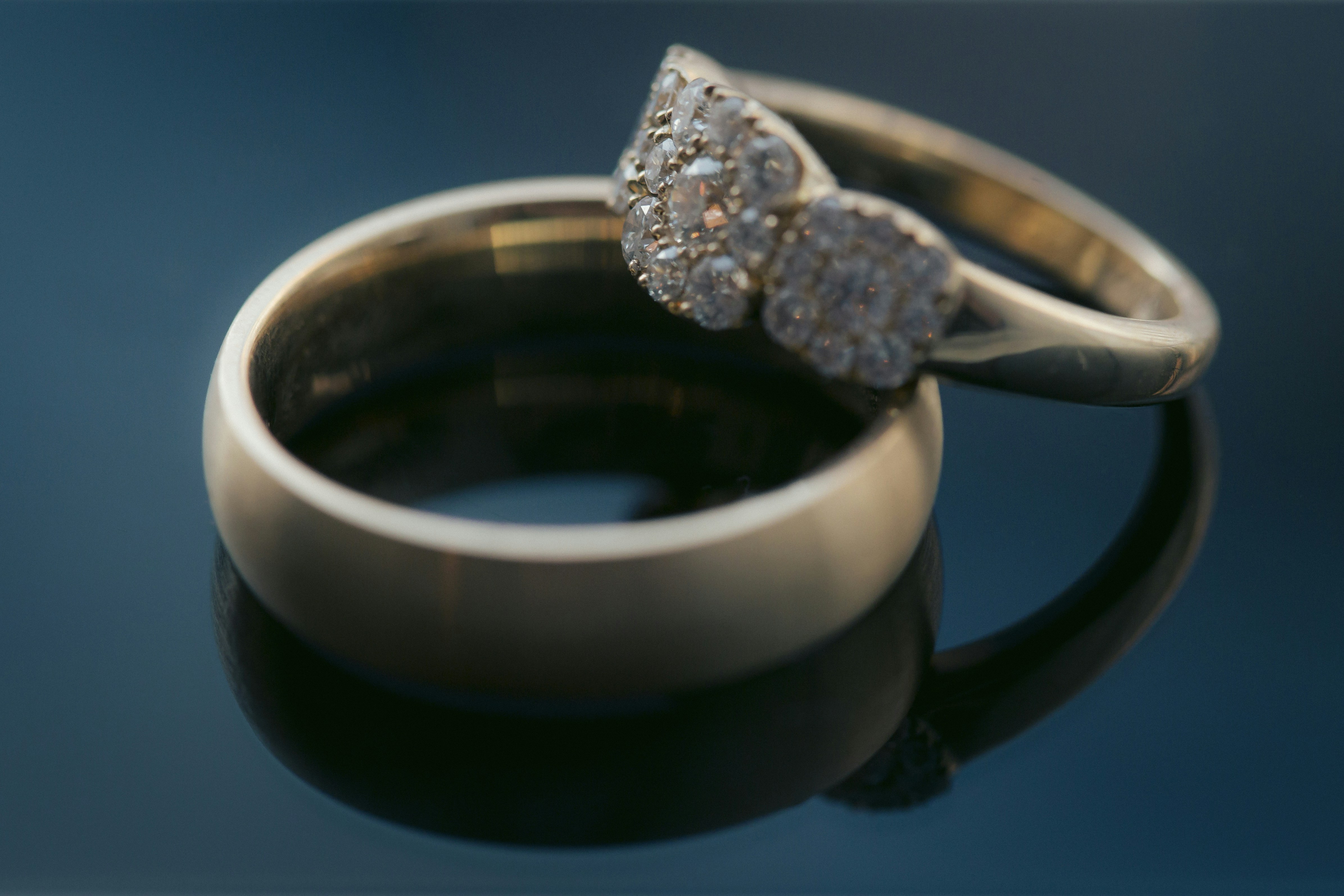 Necklaces & Pendants