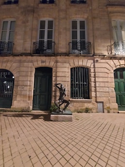 A captivating bronze sculpture reflecting Budapest's rich history.