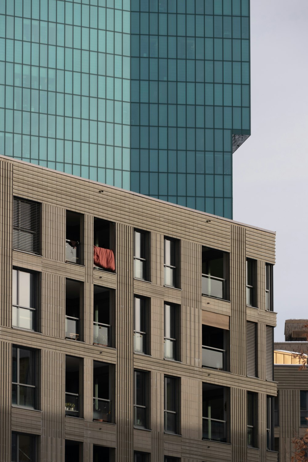 brown and gray concrete building