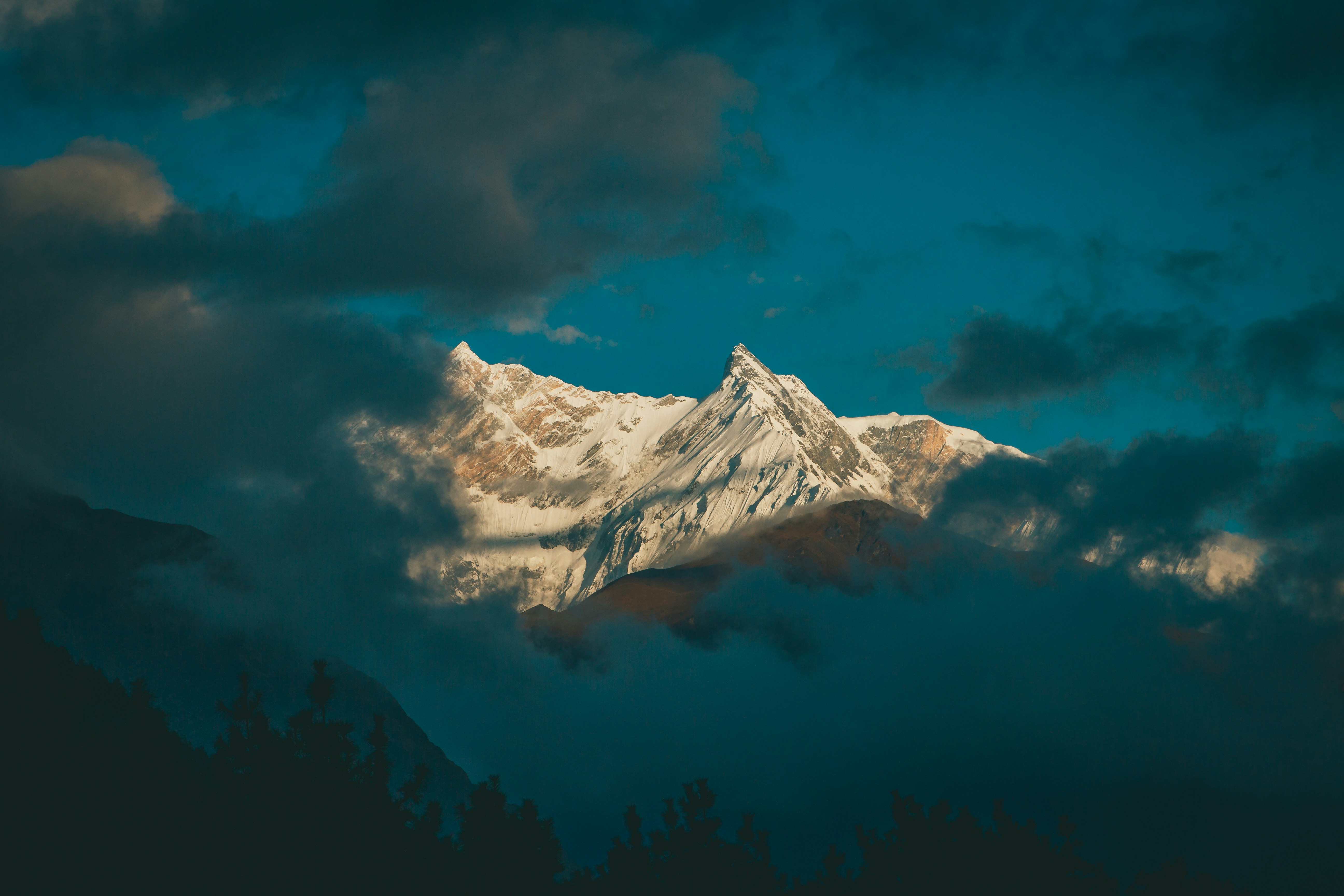 Photo by raimondklavins