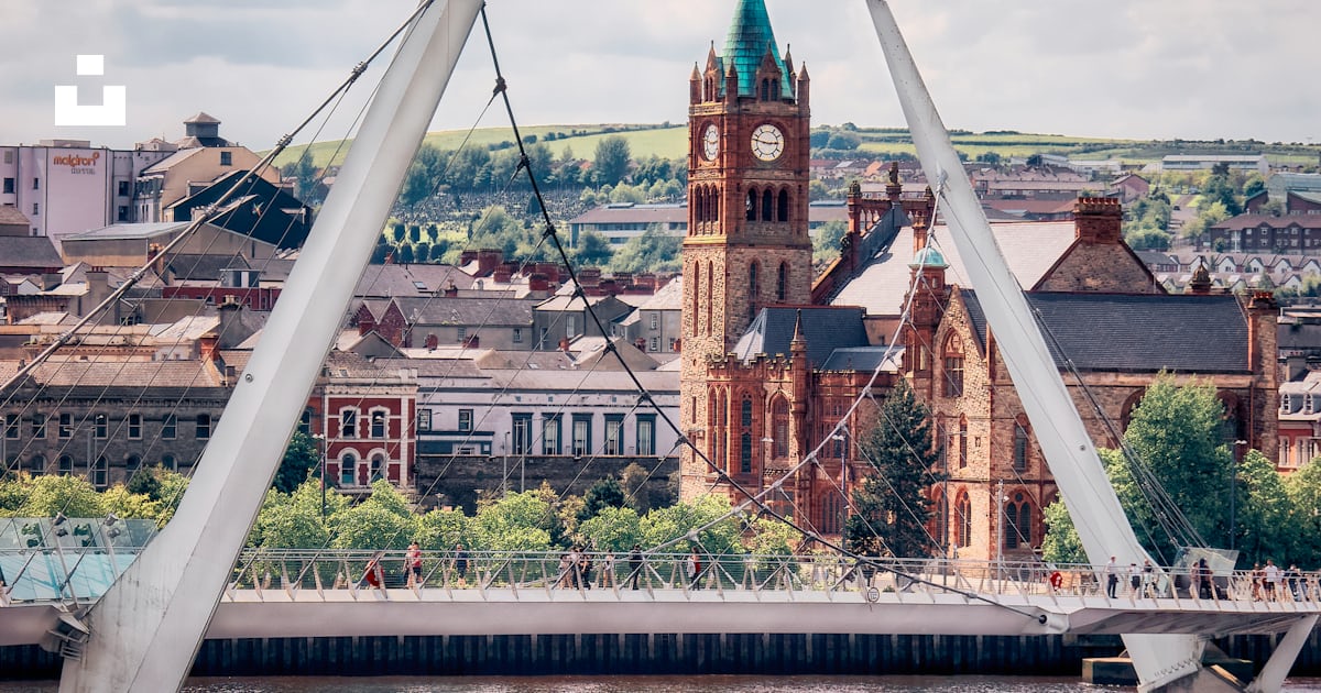 Kostenloses Bild zu Die friedensbrücke auf Unsplash