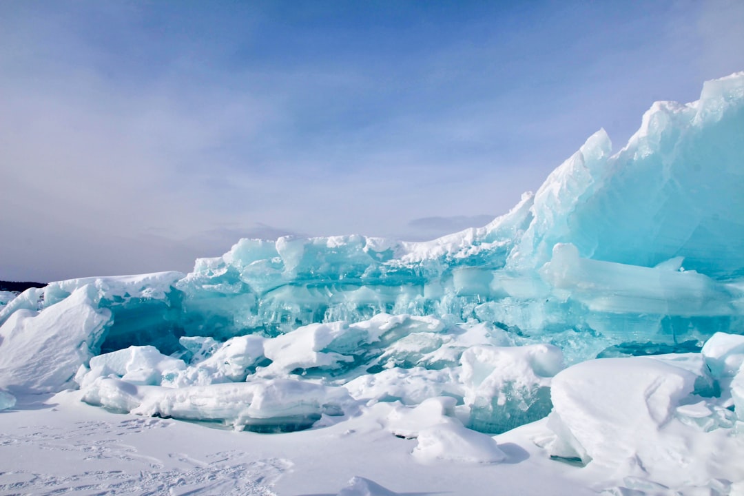 Trekking on Thin Ice: Safety Concerns Close Chile&#8217;s Famous Grey Glacier to Hikers After Massive Ice Collapse