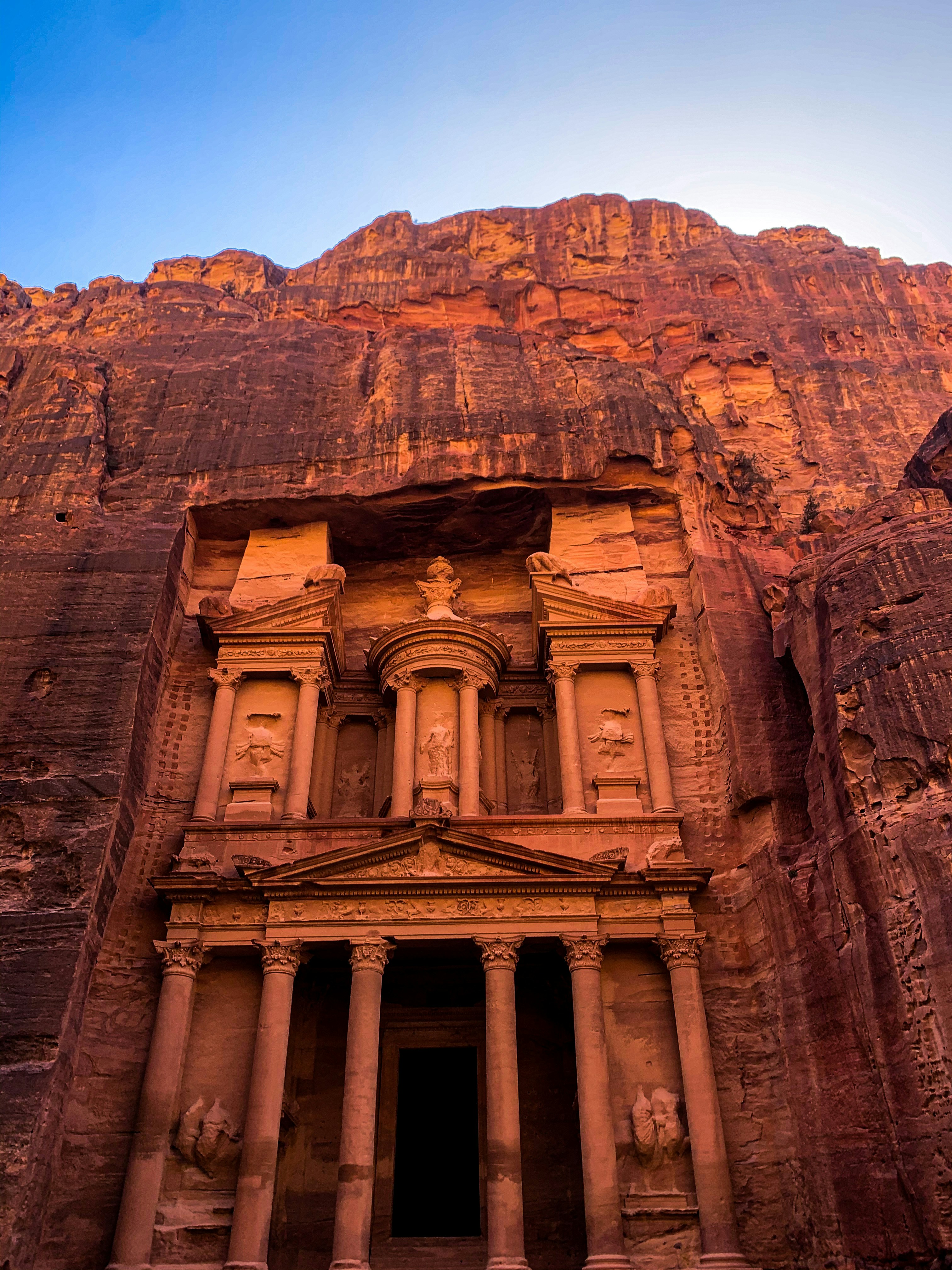 Photo by raymond_unu