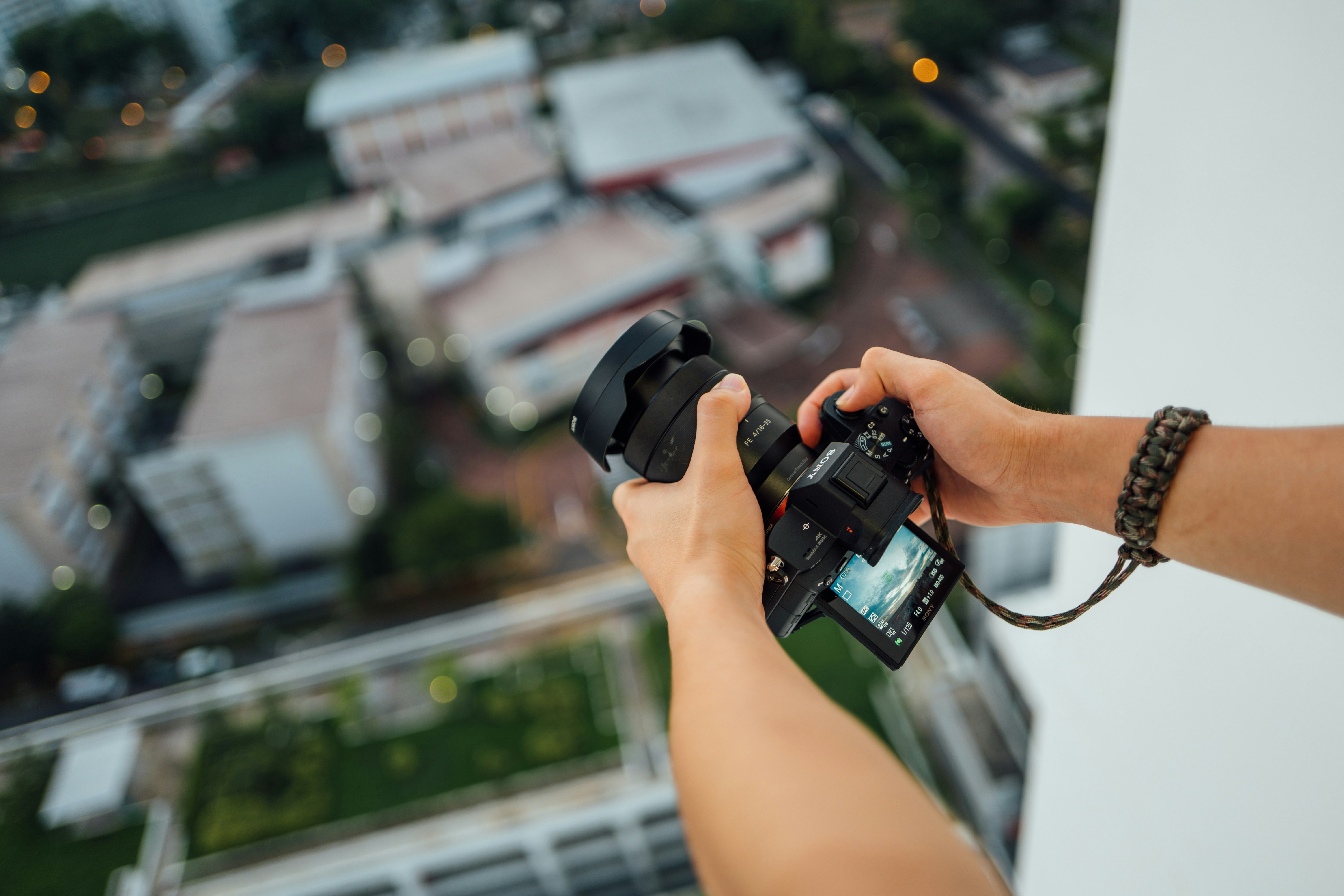 Photo by chuttersnap