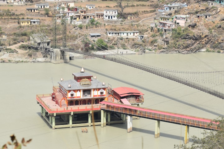 Top 5 Temples in Uttarakhand: A Spiritual Journey to the Divine