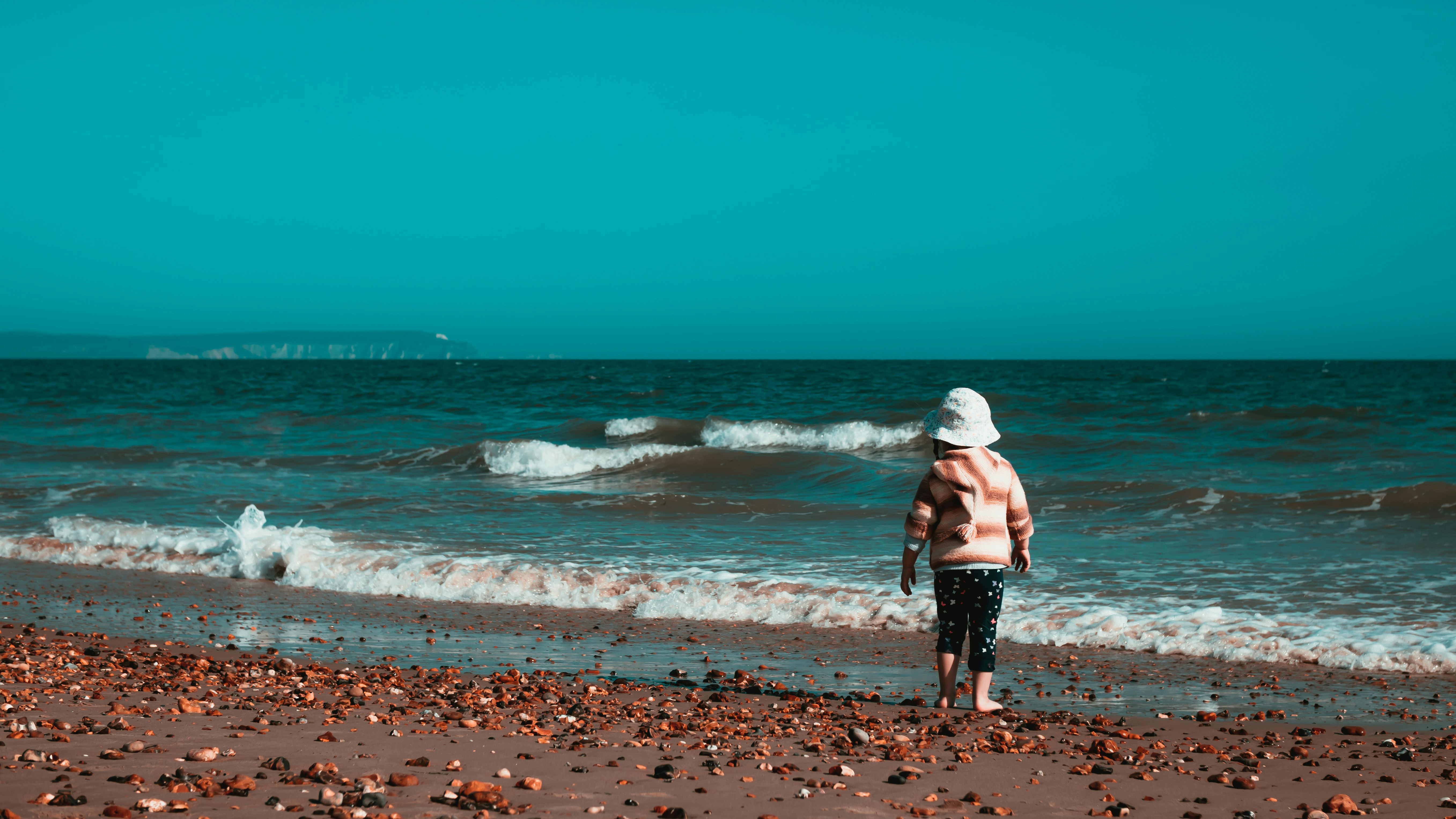 ילדות של נסיכה - סיפורי חיים של ילדים להורים מרעילים 