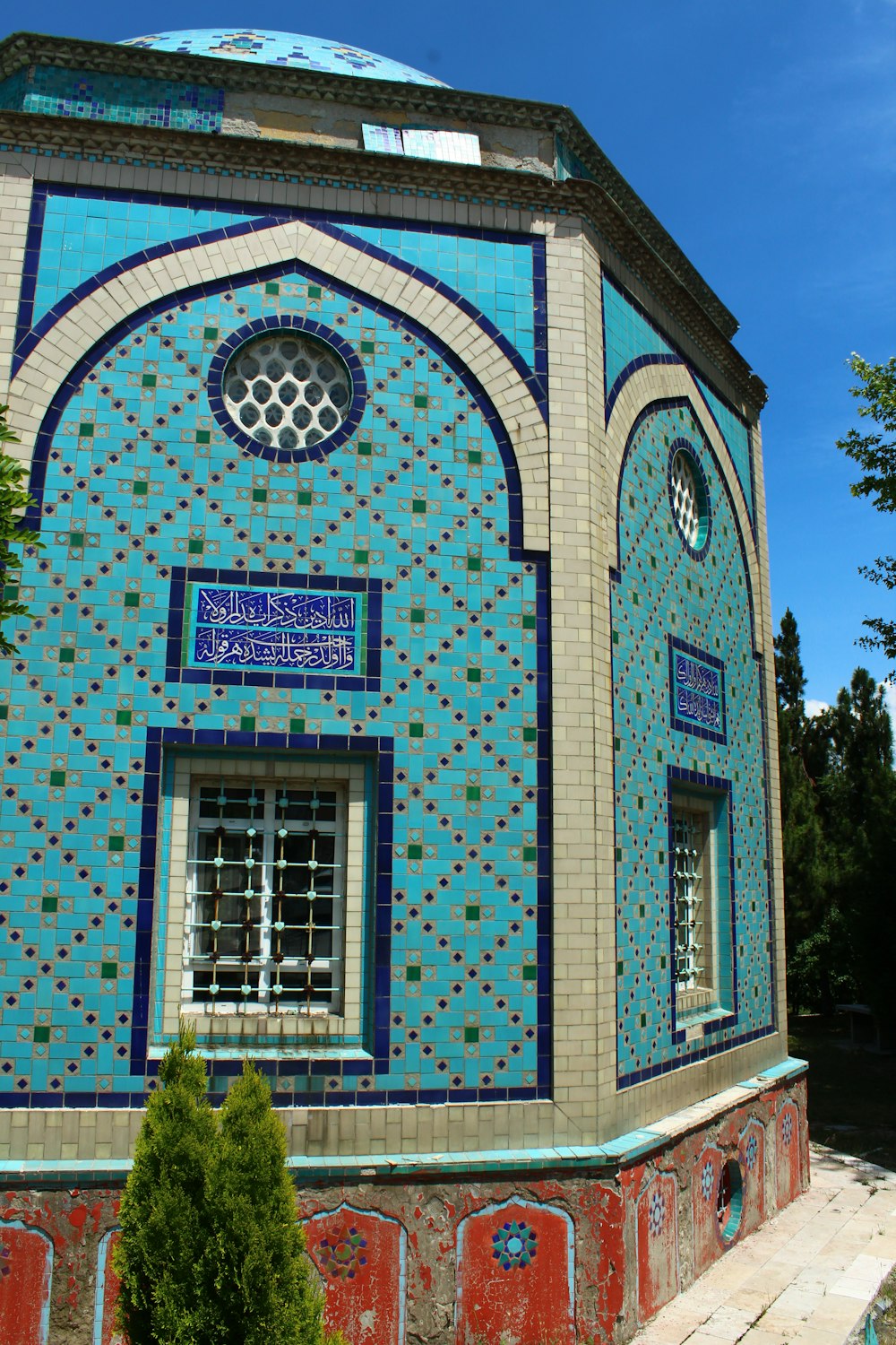 blue and pink concrete building