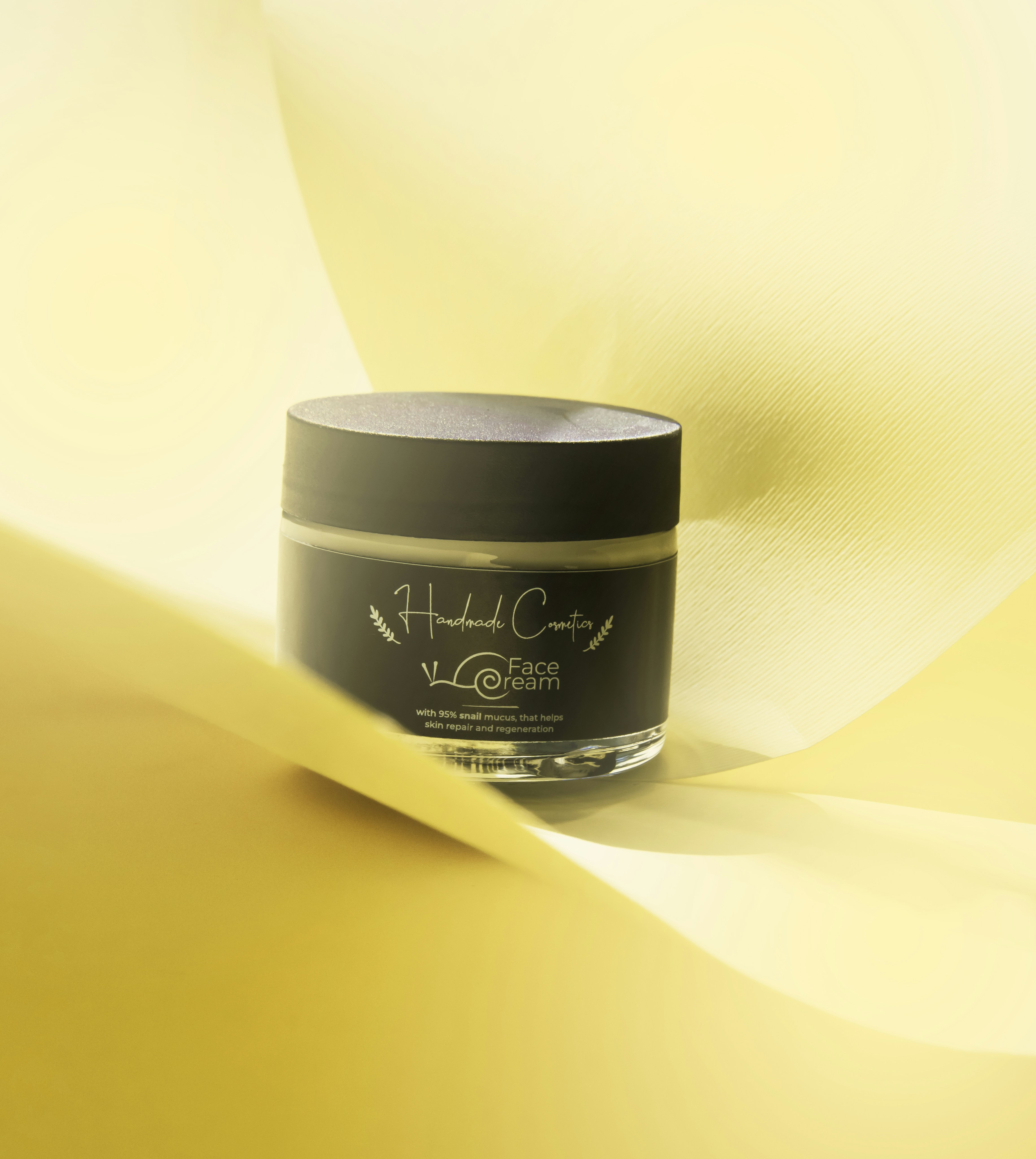 black and white plastic bottle