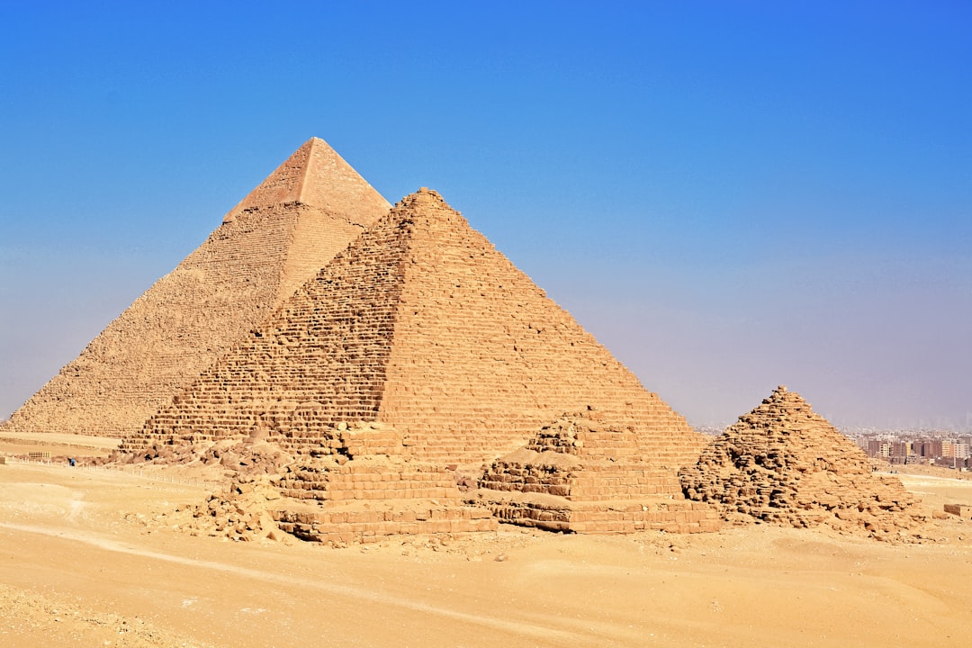 pyramid of giza under blue sky during daytime