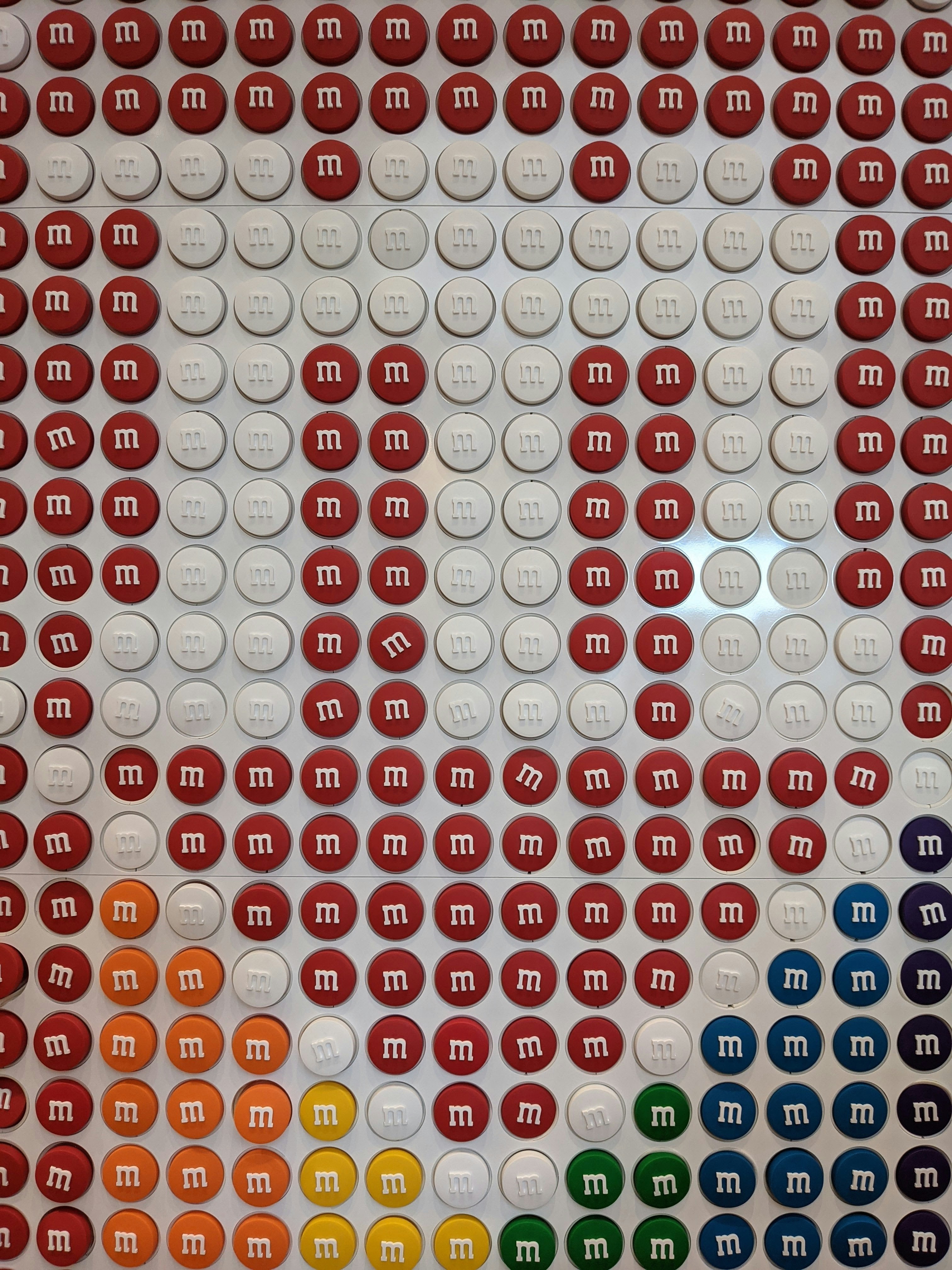 red blue and white round buttons