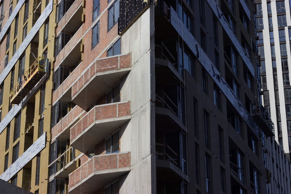 brown concrete building during daytime