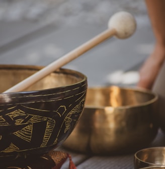 Sound Healing Classes with Tibetan bowls and Crystal Singing Bowls
