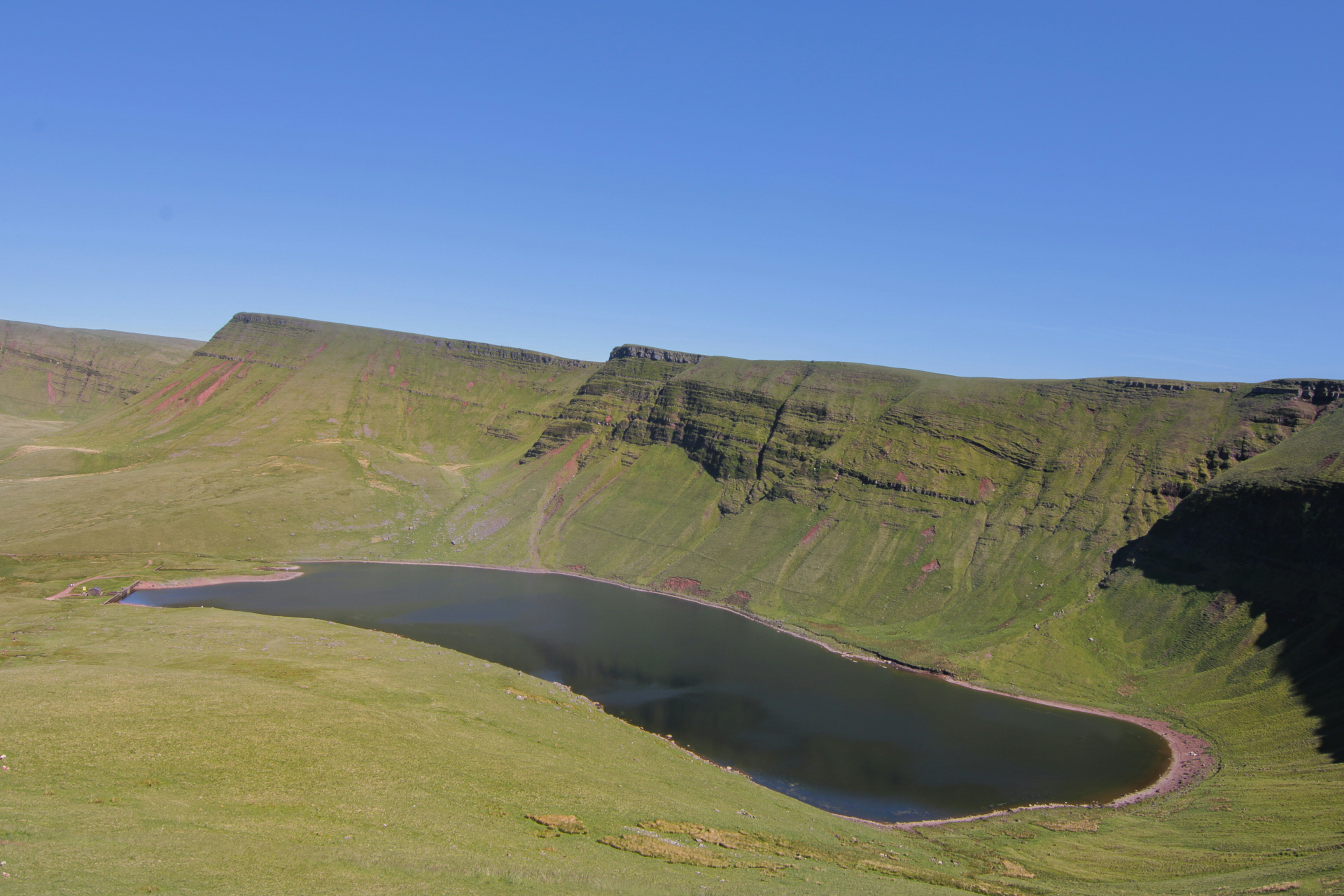 gray rock formation under blue sky during daytime