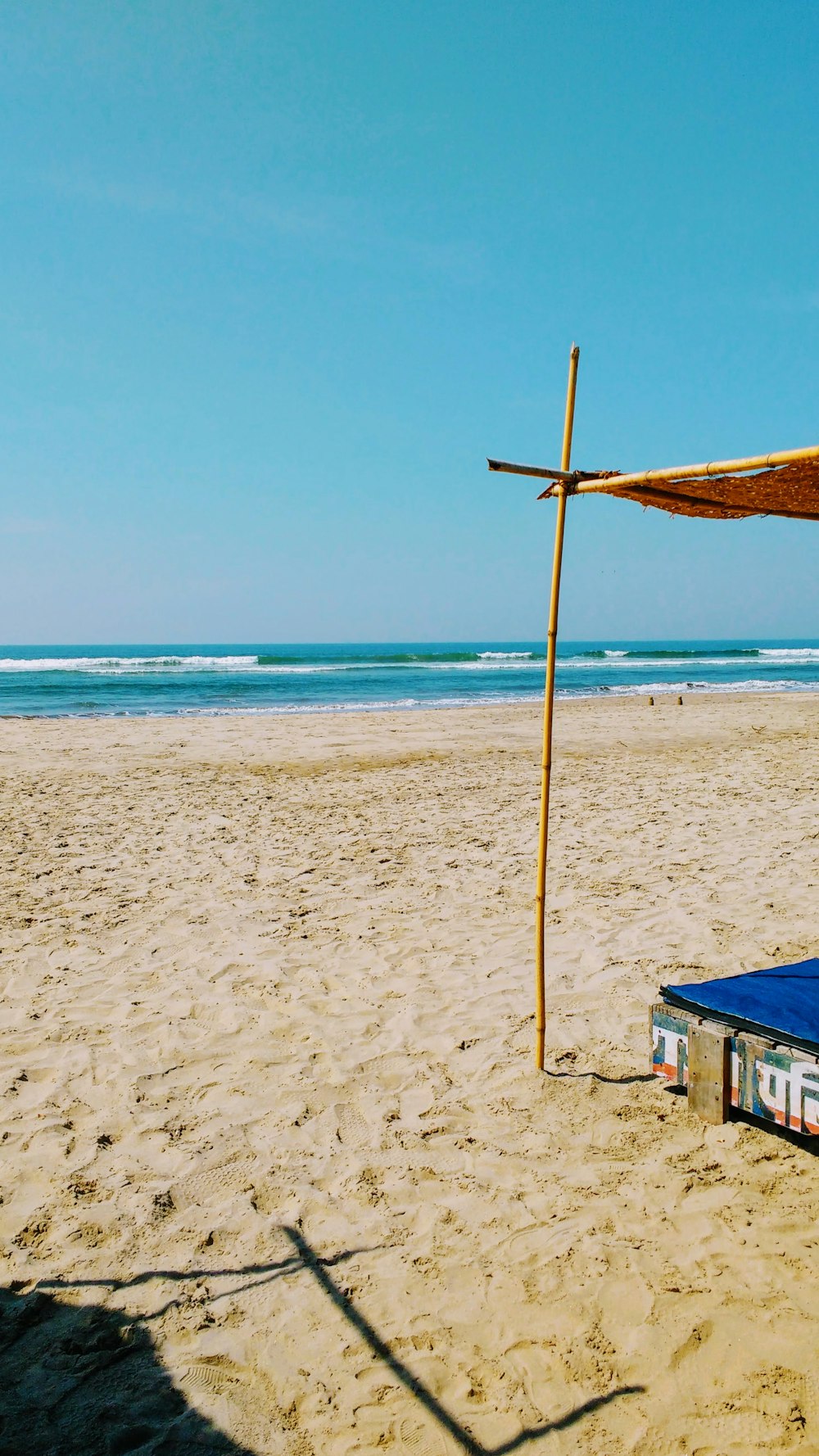 brown wooden cross on beach during daytime photo – Free Beach Image on  Unsplash