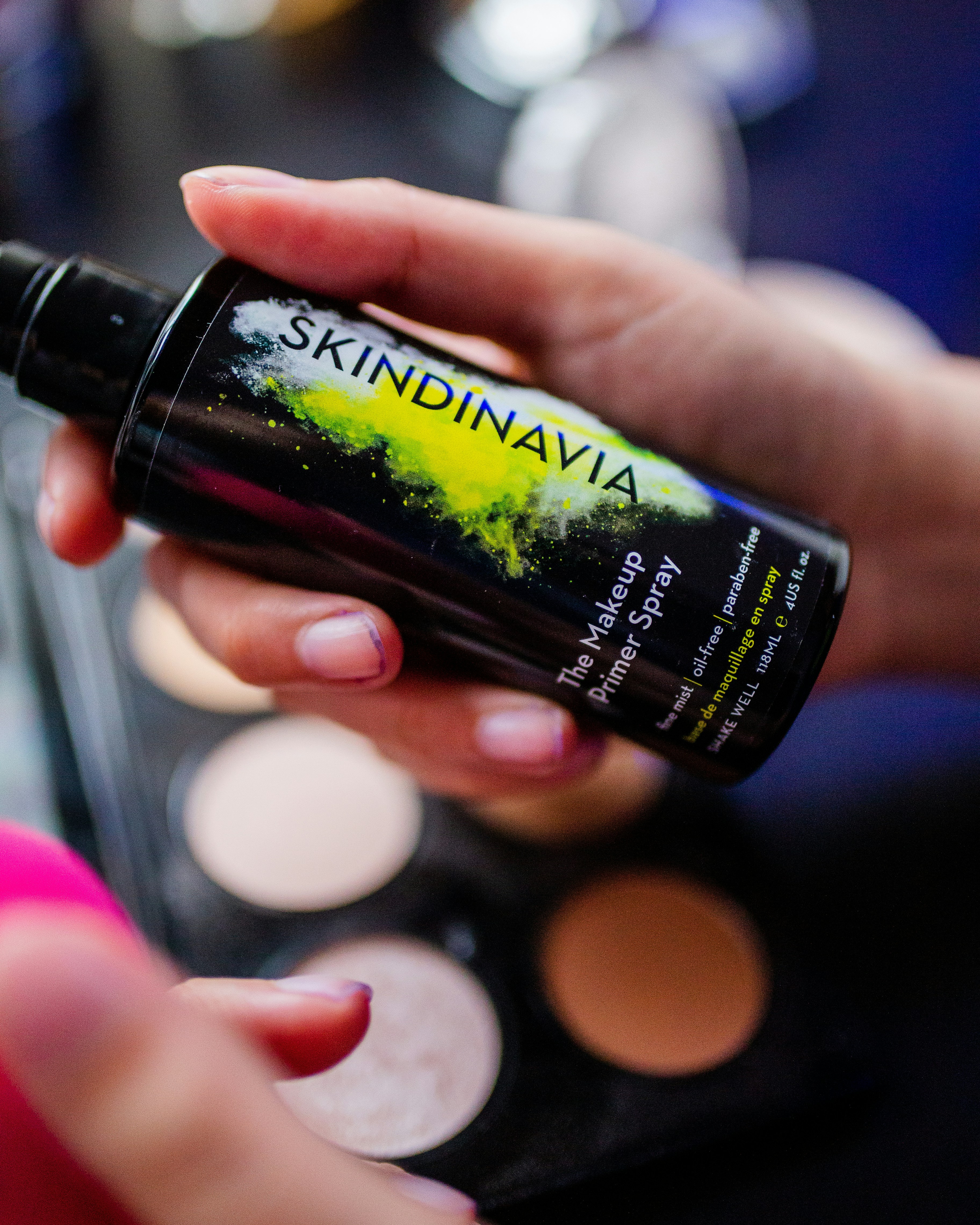 Makeup primer spray by Skindinavia and makeup blender